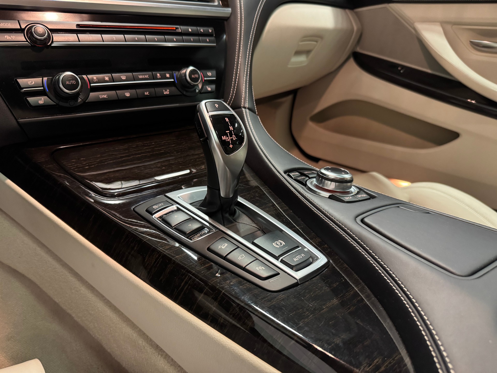 BMW 640d Gran Coupé xDrive M Paket-image-27