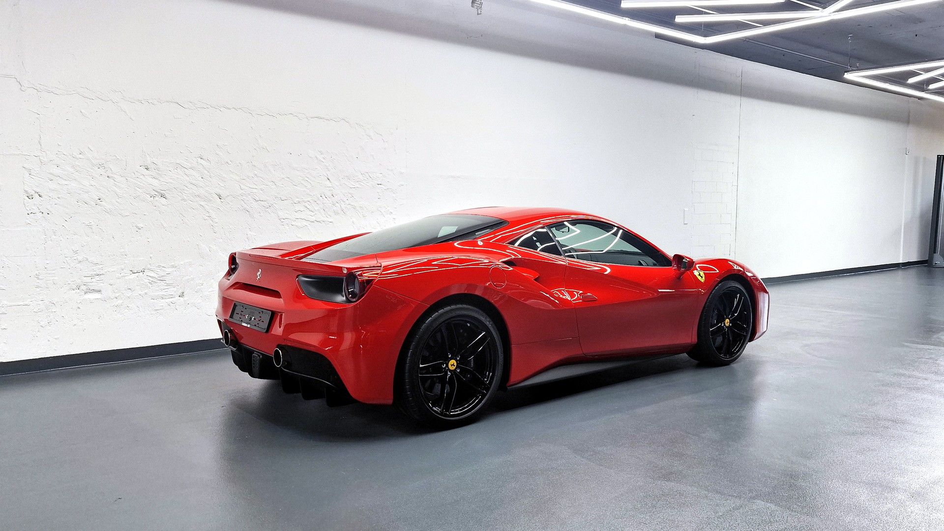 FERRARI 488 GTB 3.9 Turbo-showroom-element-2