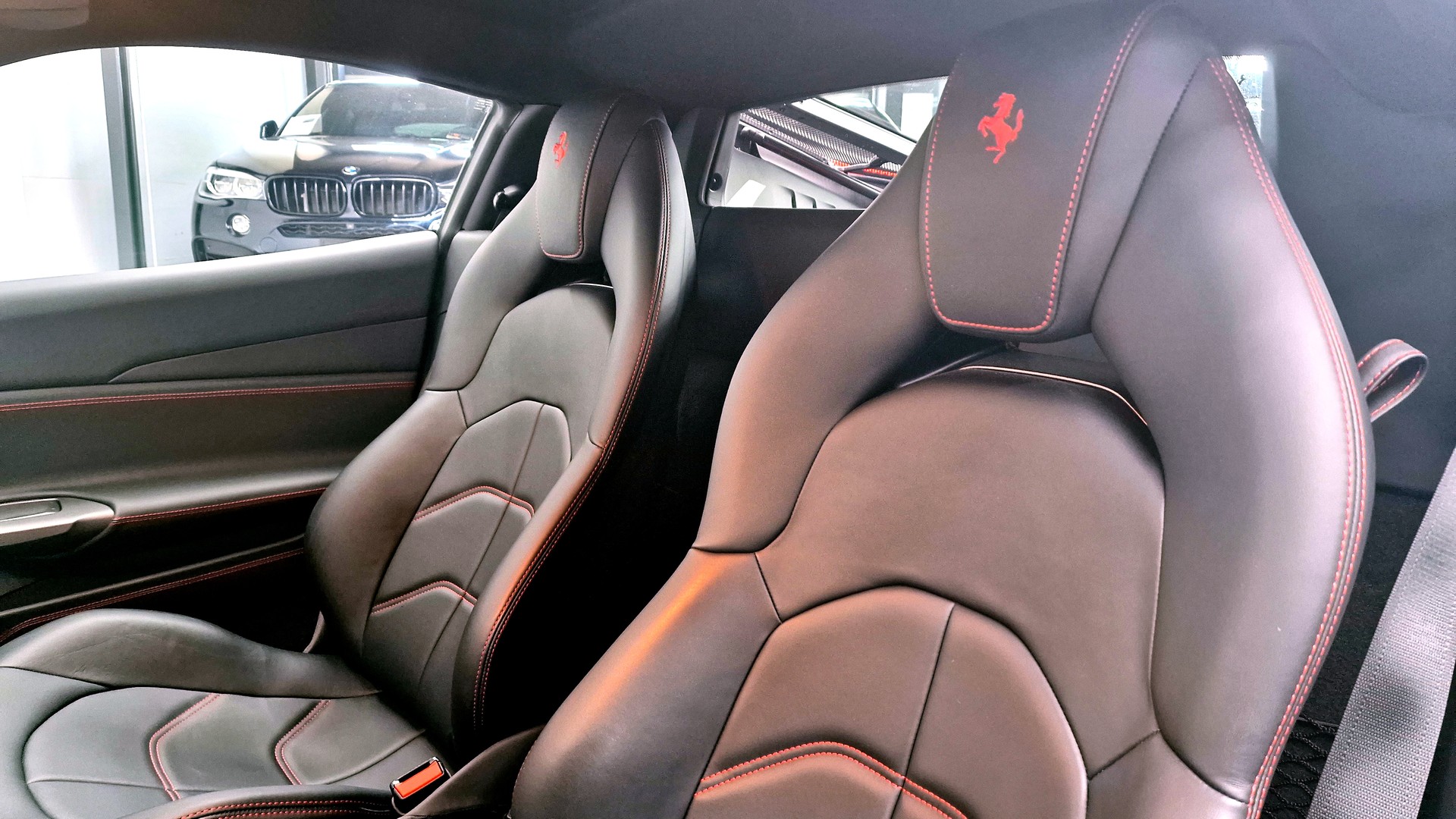 FERRARI 488 GTB 3.9 Turbo-image-10