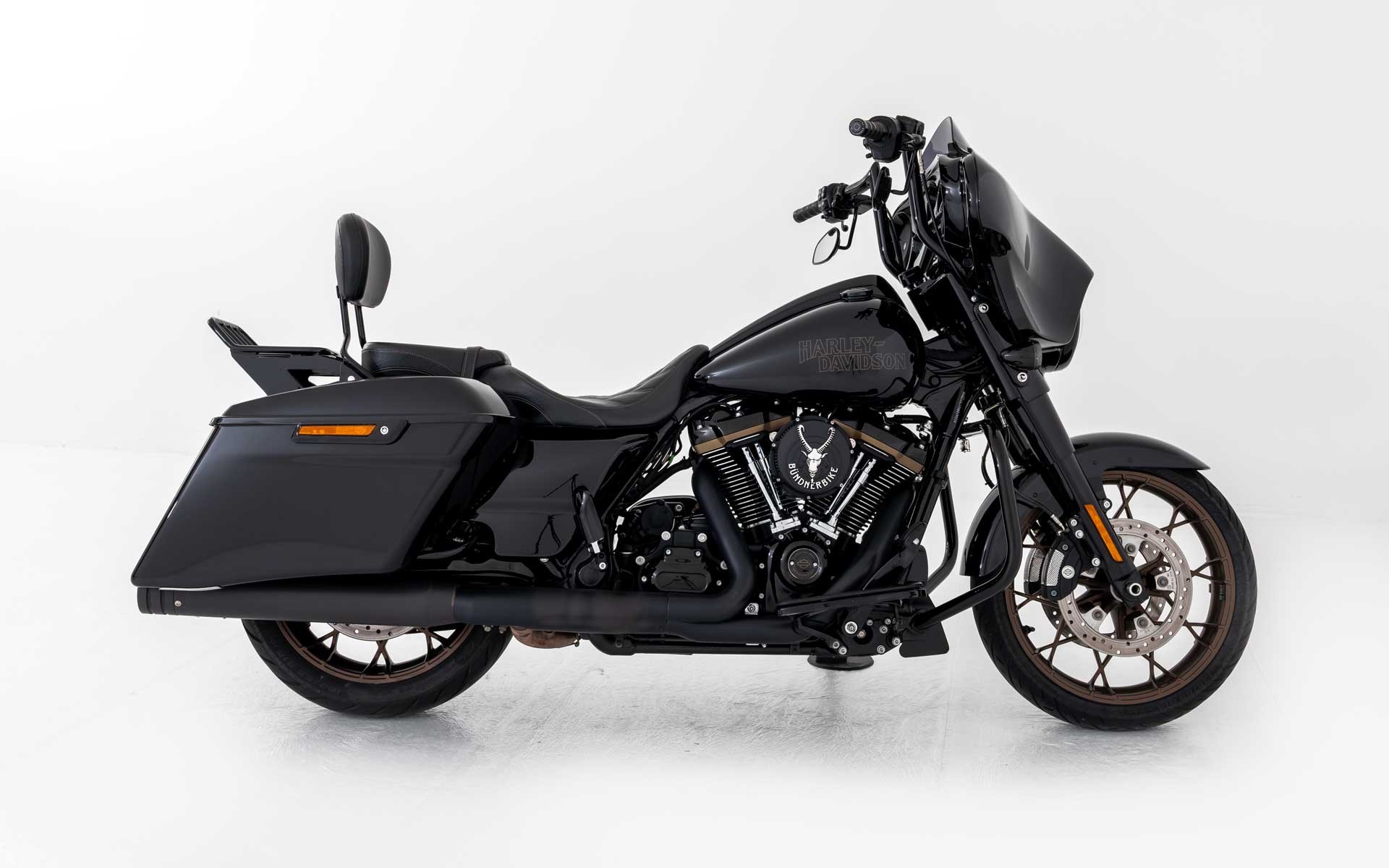 HARLEY-DAVIDSON FLHXST Street Glide ST 117-showroom-element-1
