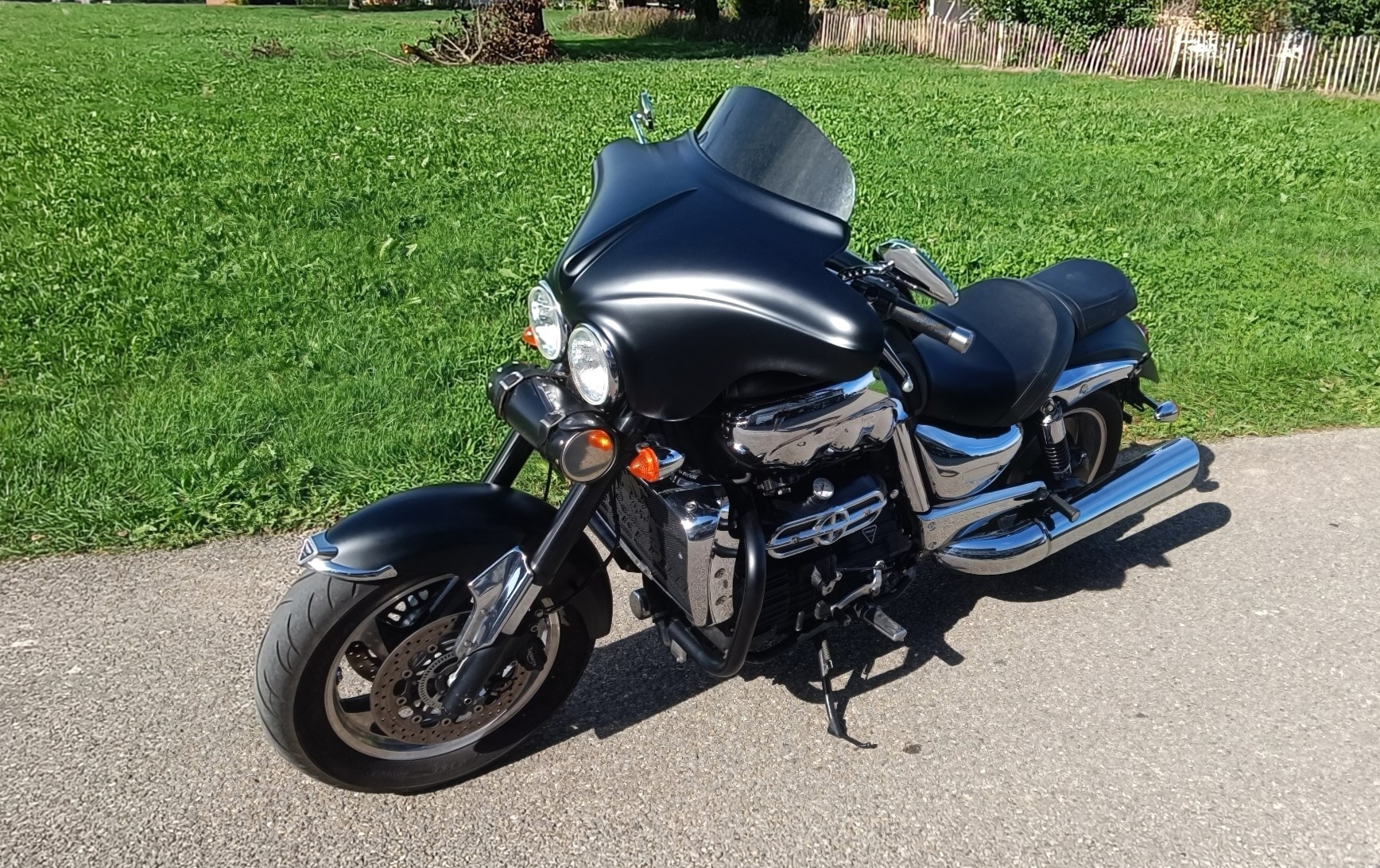 TRIUMPH Rocket III Roadster ABS-image-1