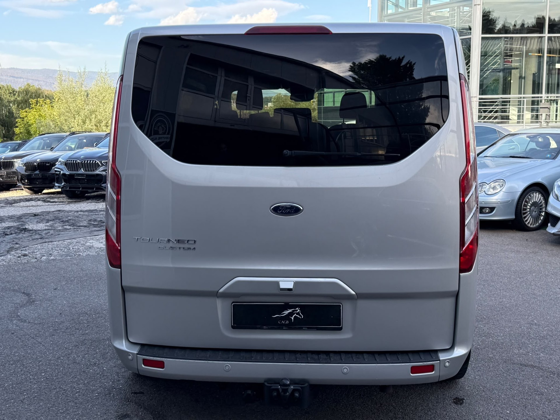 FORD Tourneo Custom 310 L1H1 Titanium SelectShift A-image-5