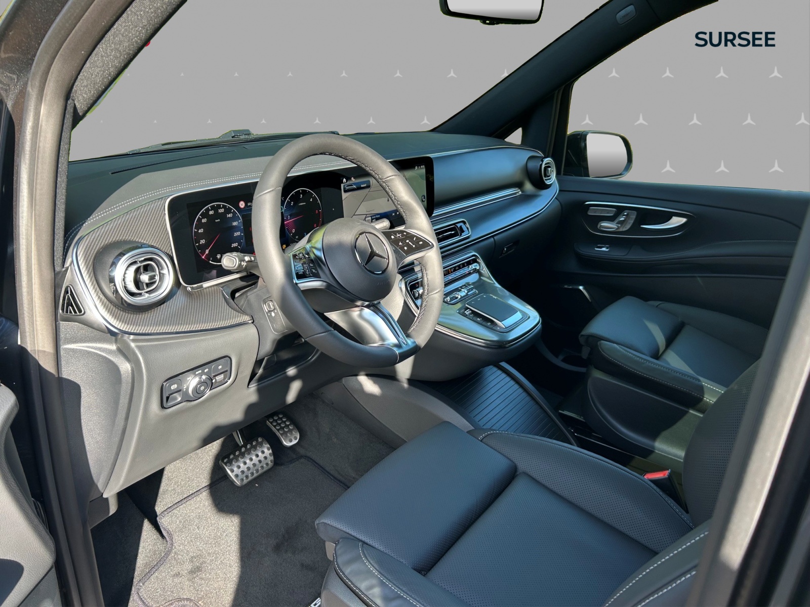 MERCEDES-BENZ V 300 d lang 4Matic Swiss Edition 9G-Tronic-image-4