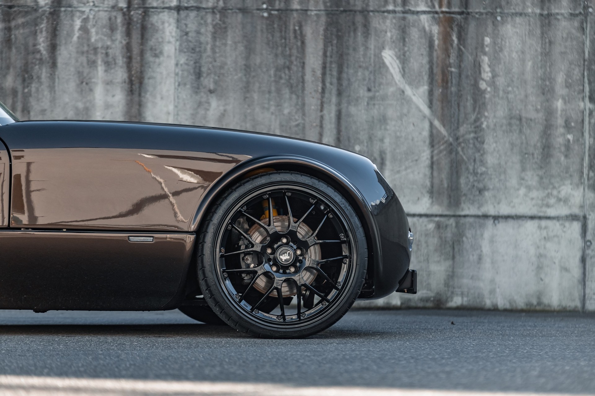 WIESMANN Roadster MF3-showroom-element-2