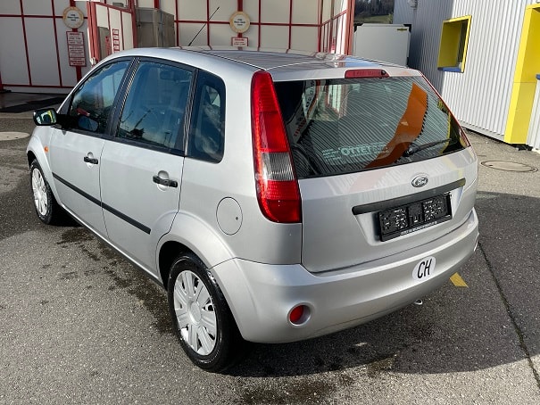 FORD Fiesta 1.4 16V Trend-image-3