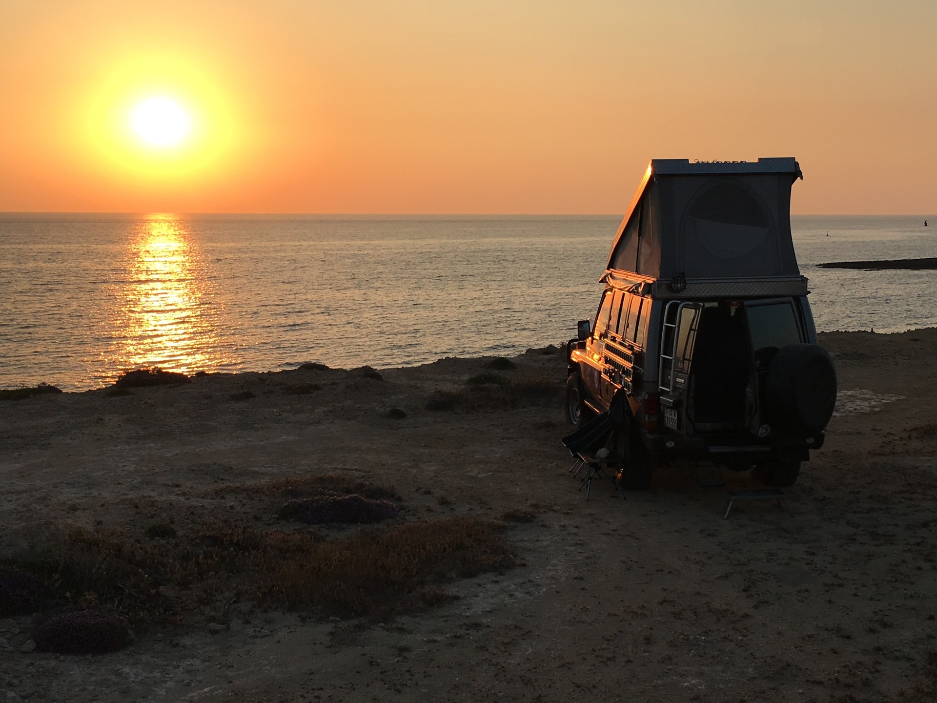 TOYOTA Land Cruiser HZJ78-image-9