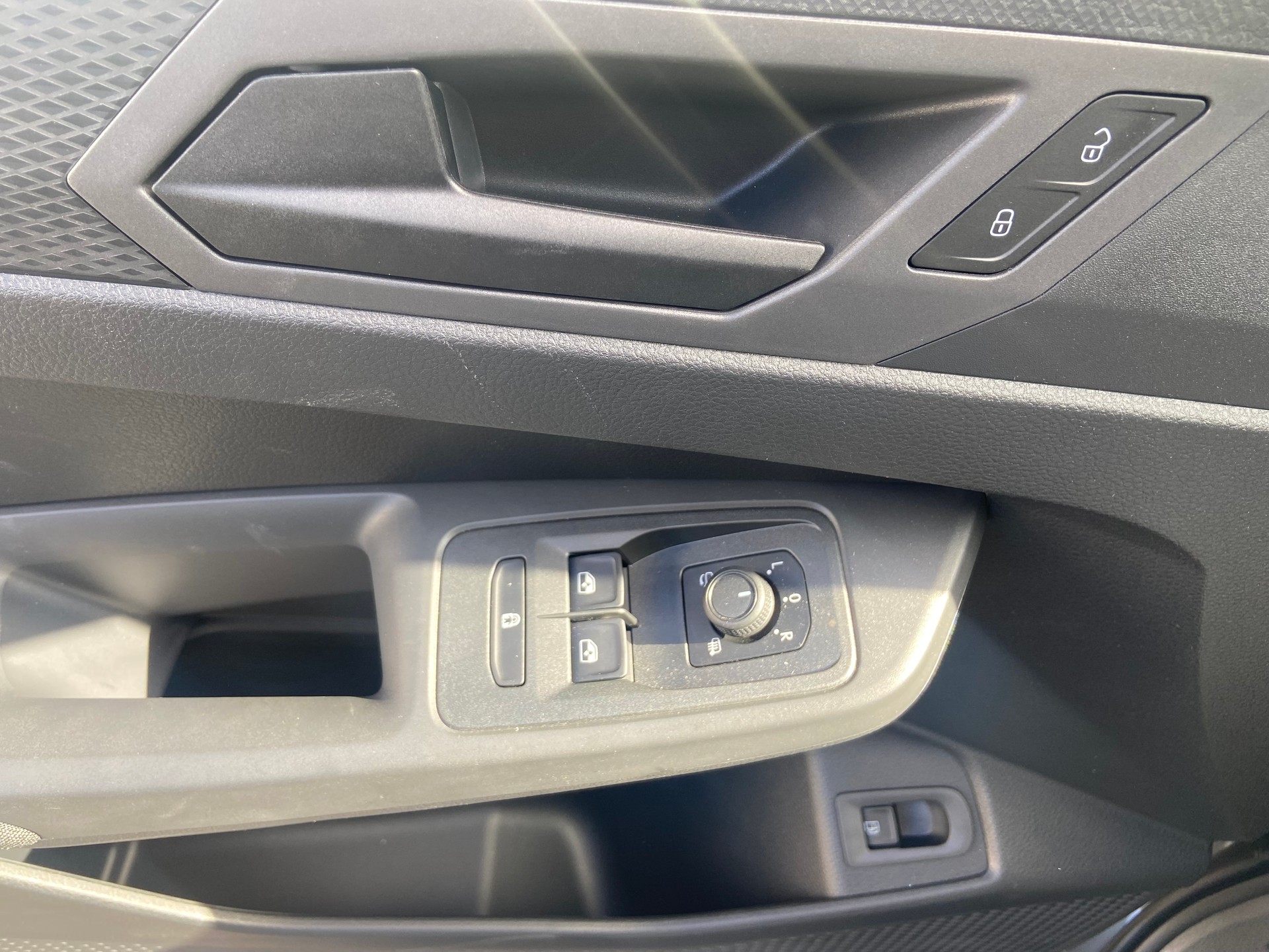 VW Caddy 1.5 TSI Plug in Hybrid Liberty DSG-image-19