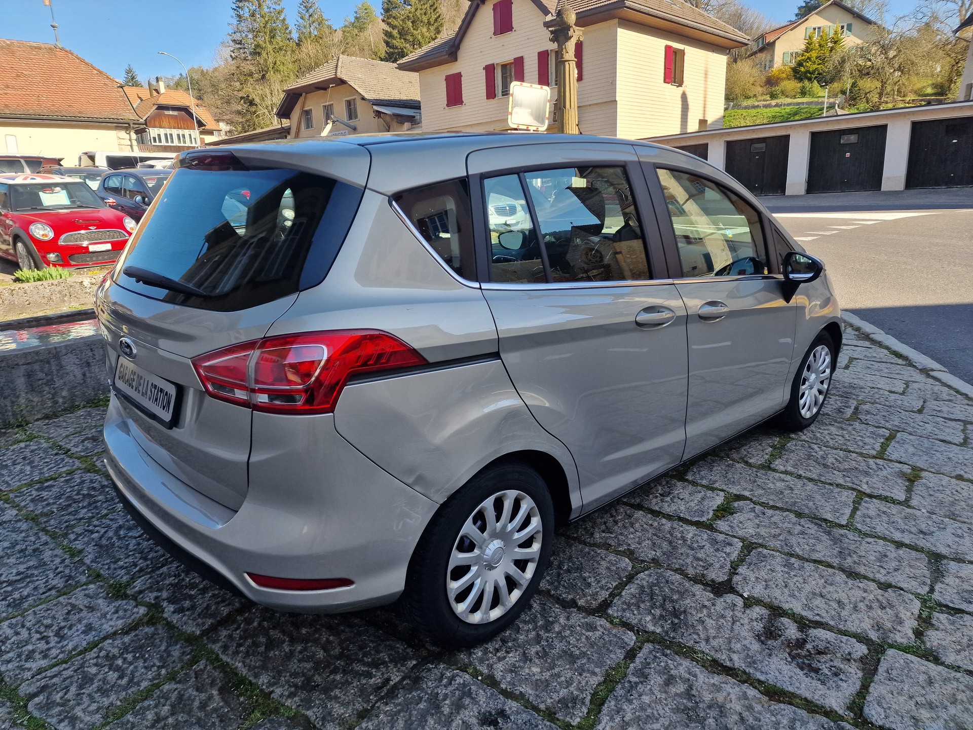 FORD B-Max 1.6 Ti-VCT Trend PowerShift-image-3