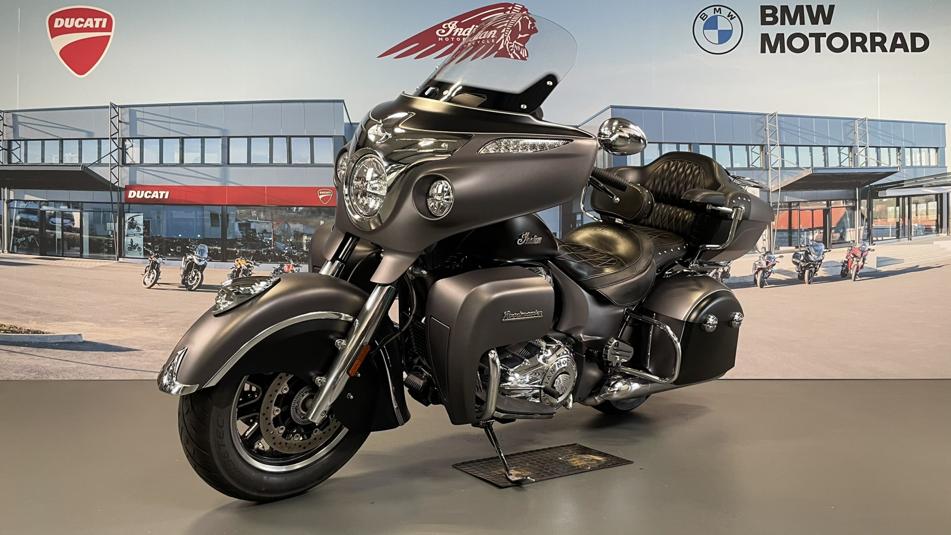 INDIAN Roadmaster-image-2