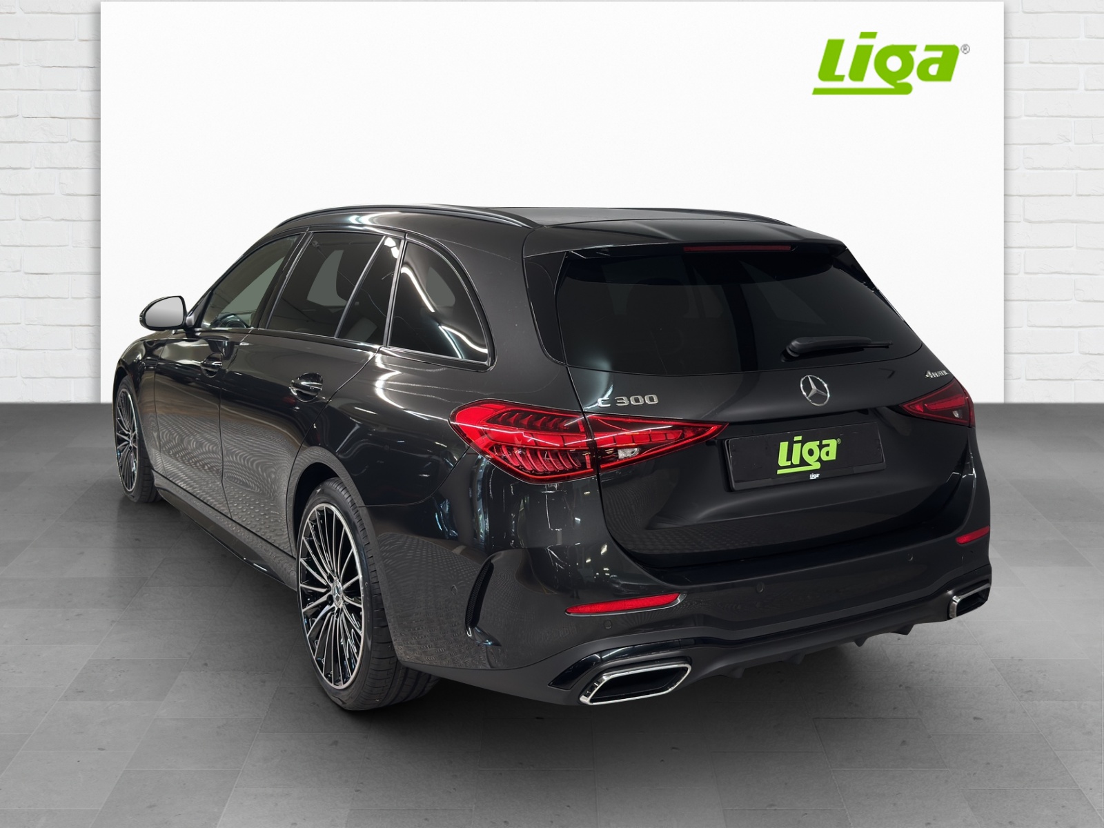 MERCEDES-BENZ C 300 AMG Line 4Matic T-Modell-showroom-element-3