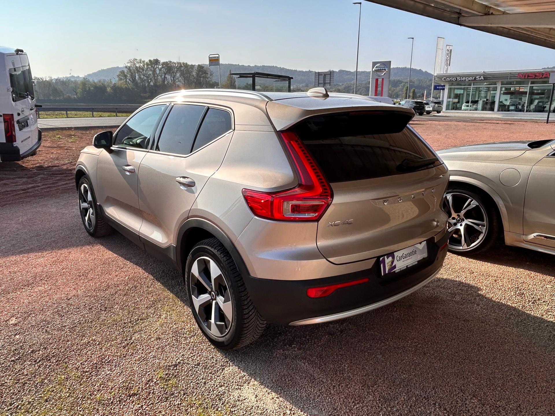 VOLVO XC40 T2 Core Geartronic-image-4