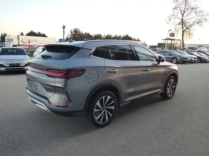 BYD Seal U "Design"-showroom-element-1