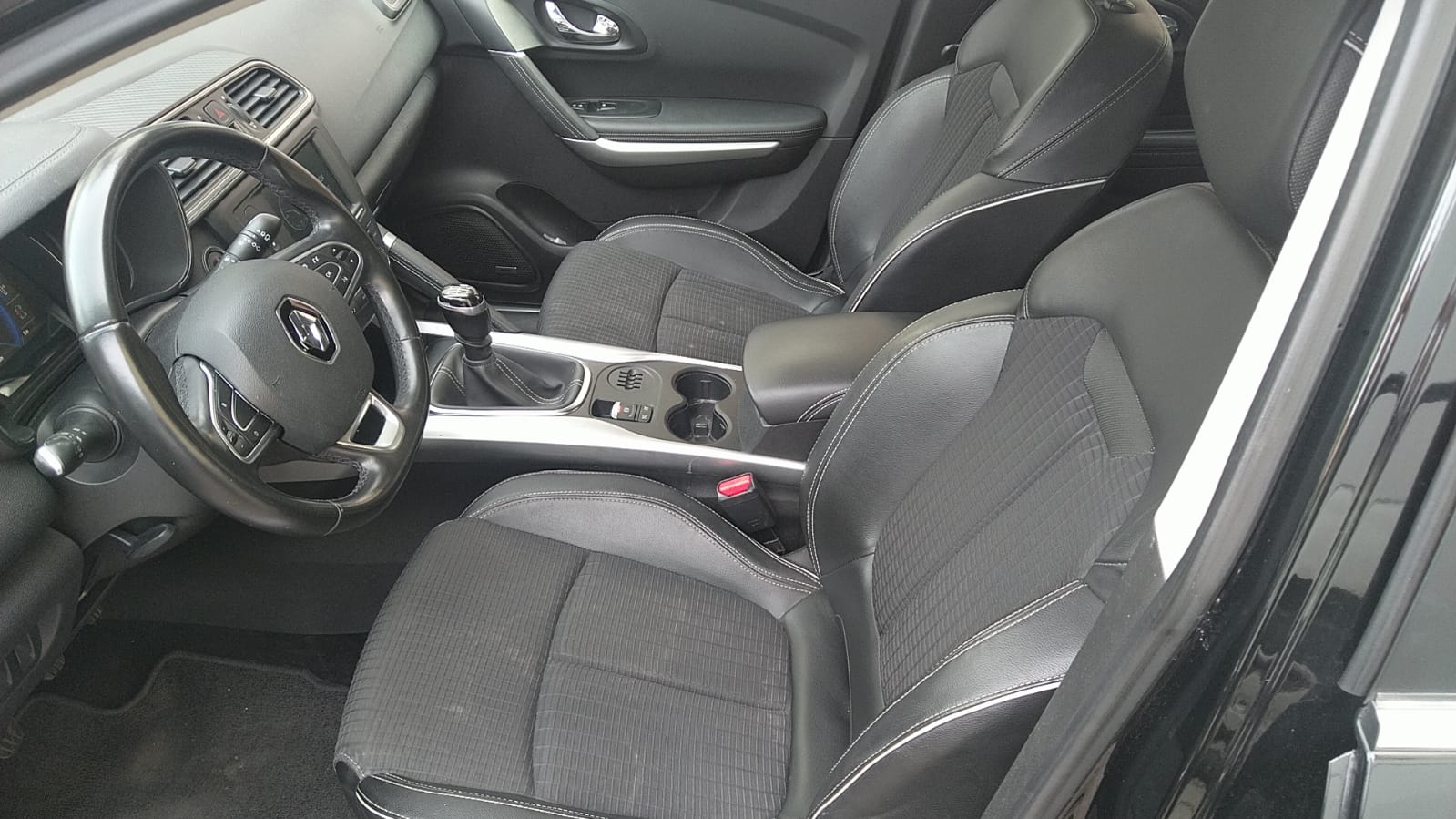 RENAULT Kadjar 1.2 16V Turbo Zen-image-5