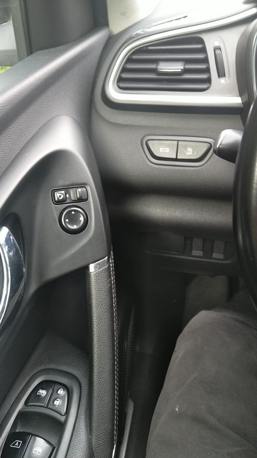 RENAULT Kadjar 1.2 16V Turbo Zen-image-7