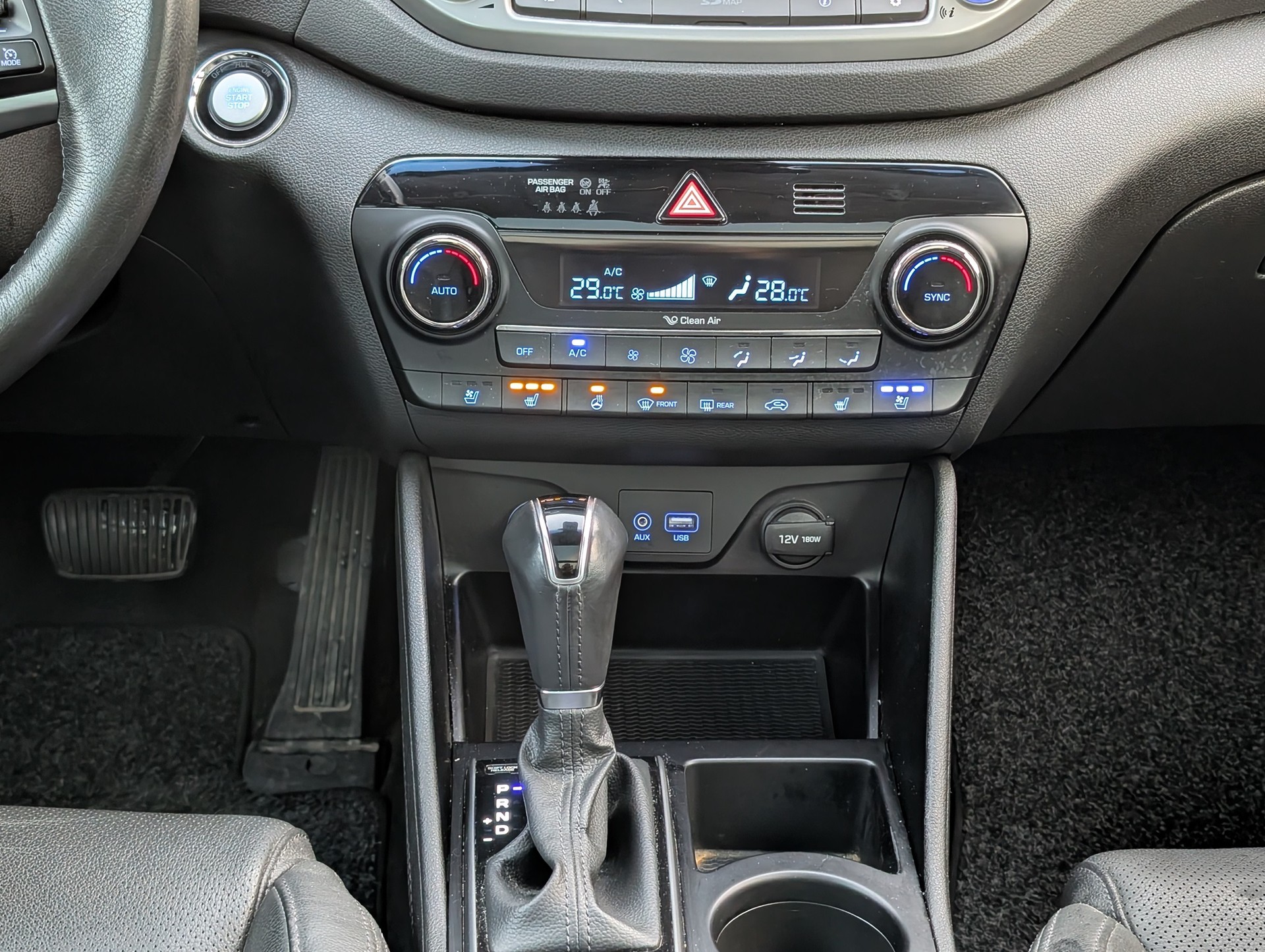 HYUNDAI Tucson 2.0 CRDI Vertex 4WD Automatic-image-13