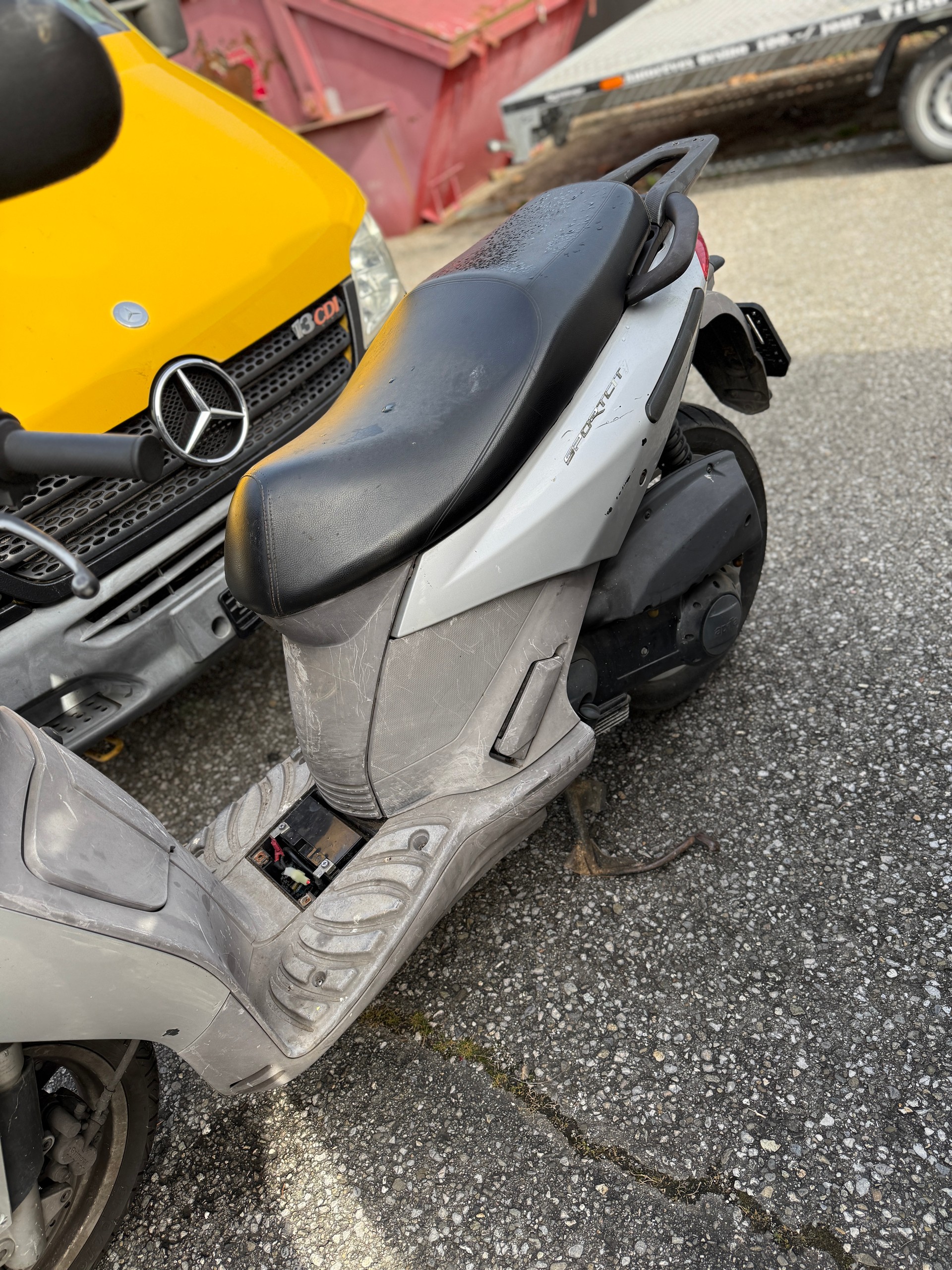 APRILIA Sport City 125-image-2