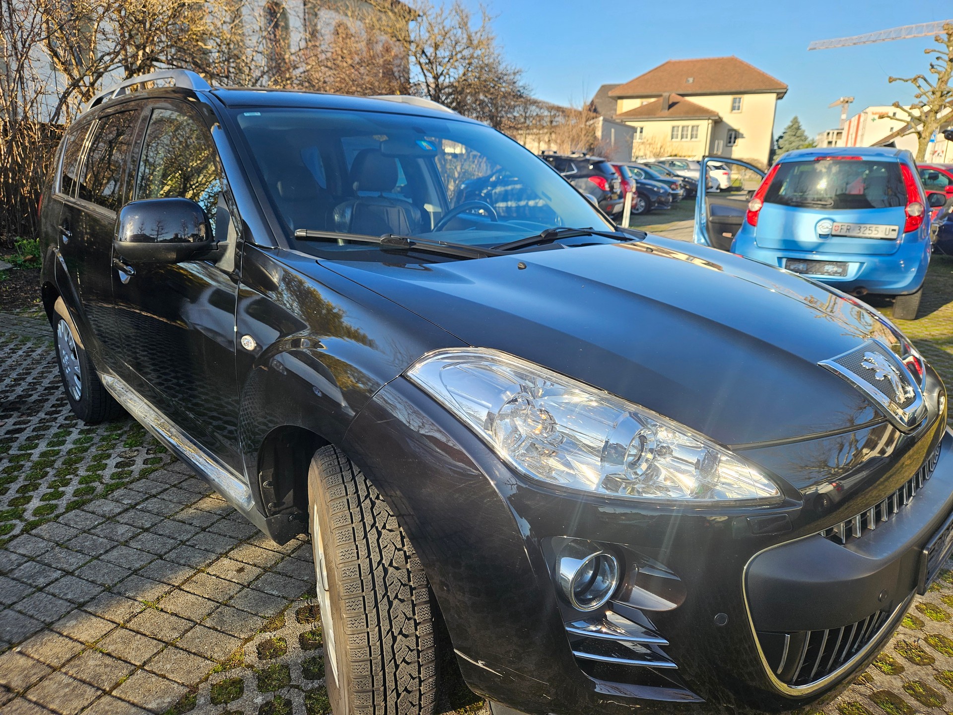 PEUGEOT 4007 2.2 HDi Platinum Edition-image-1