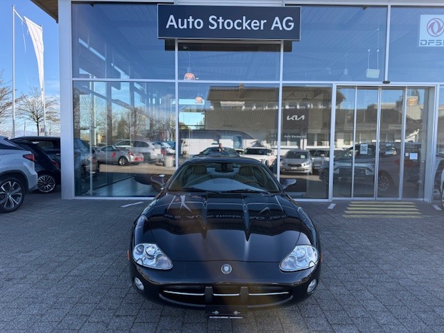 JAGUAR XK8