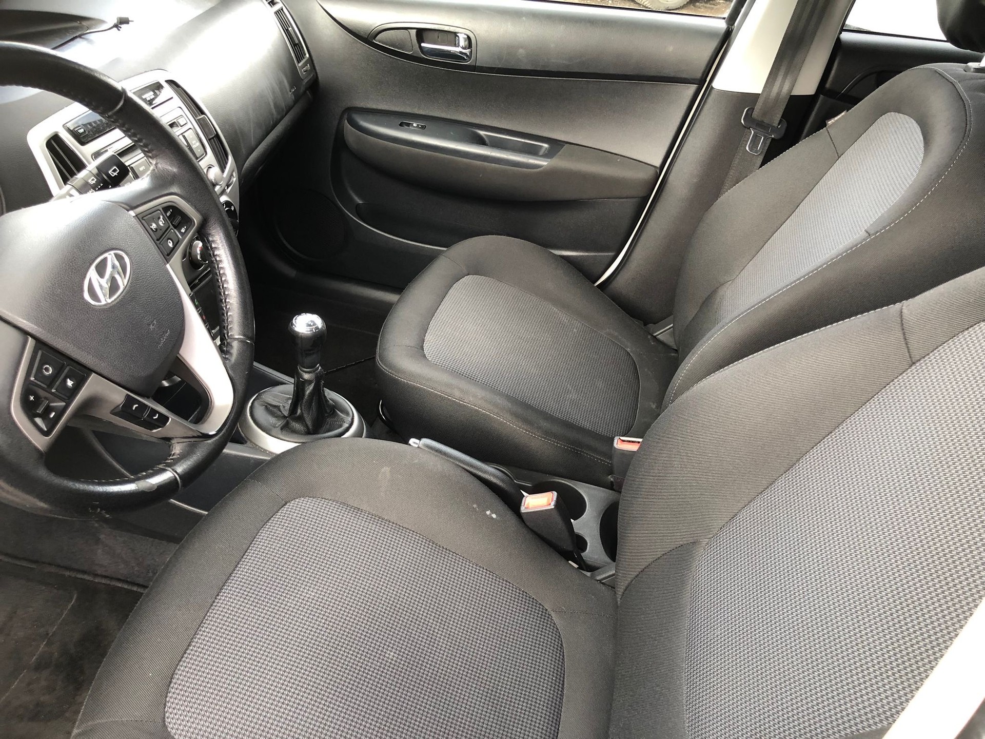 HYUNDAI i20 1.2 Pica-image-11