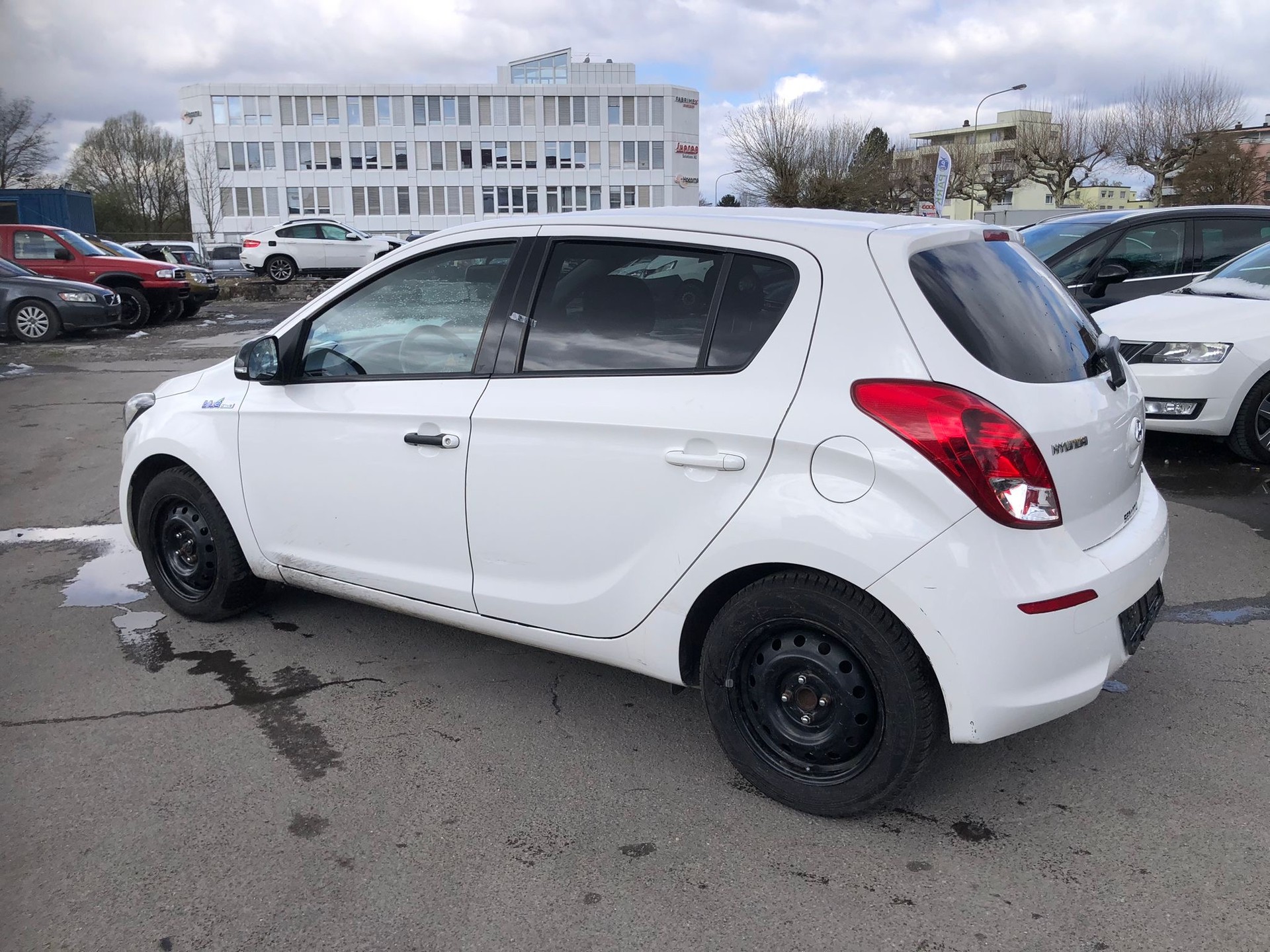 HYUNDAI i20 1.2 Pica-image-8