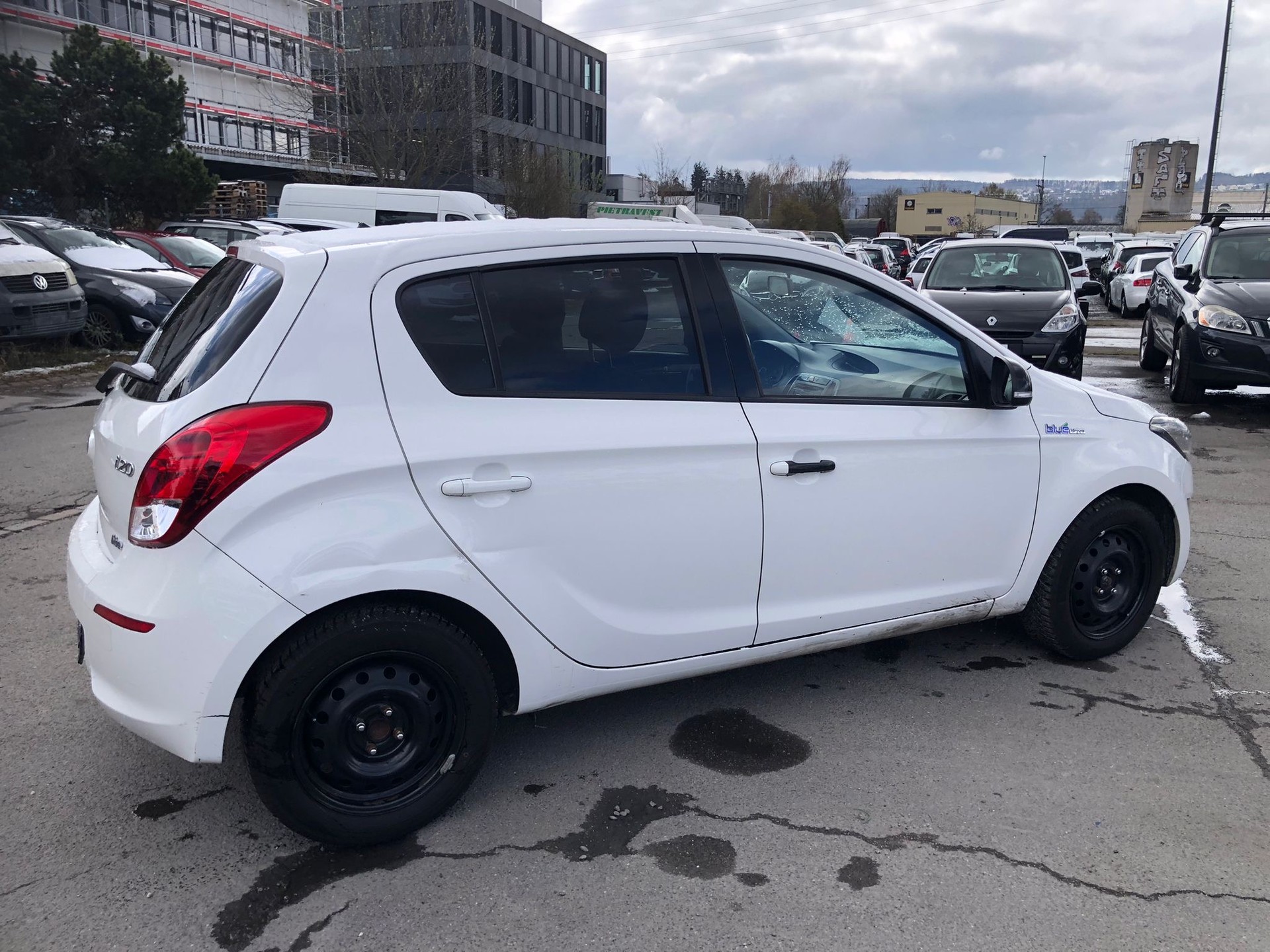 HYUNDAI i20 1.2 Pica-image-15