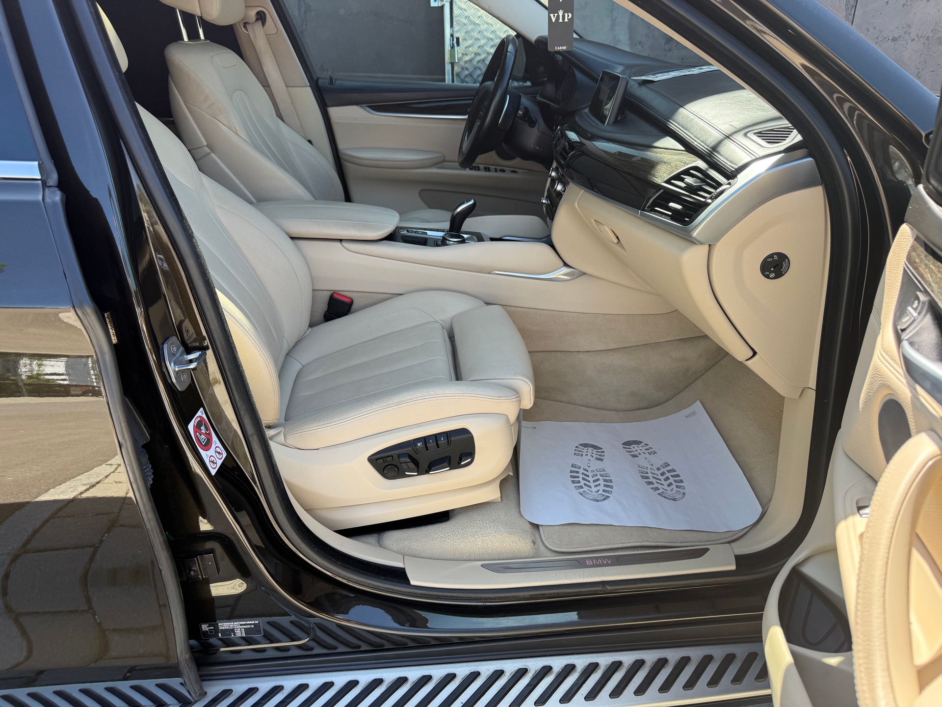BMW X6 xDrive 35i Steptronic-image-12