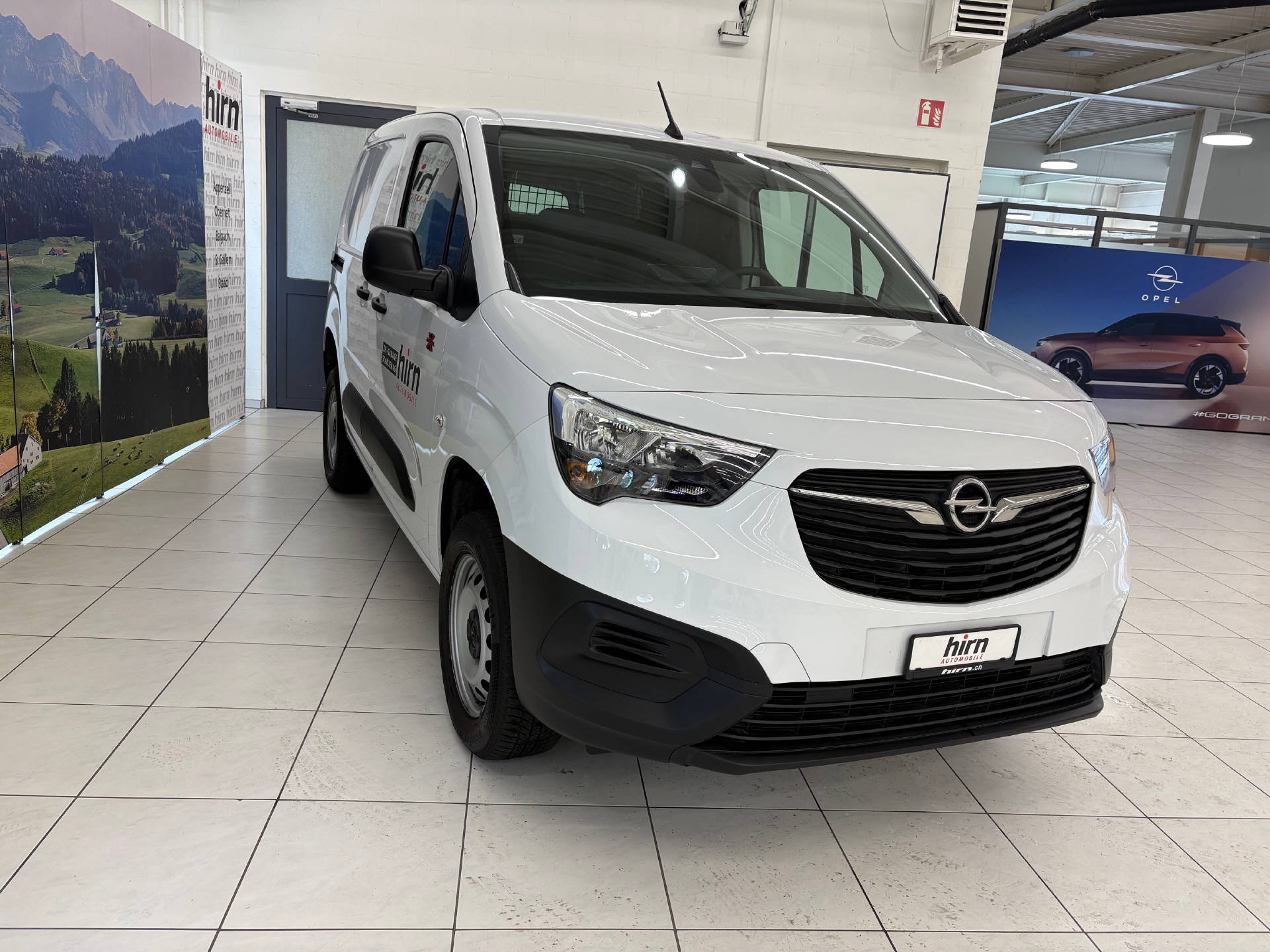 OPEL Combo Cargo 2.4 t 1.5 D S/S-image-2