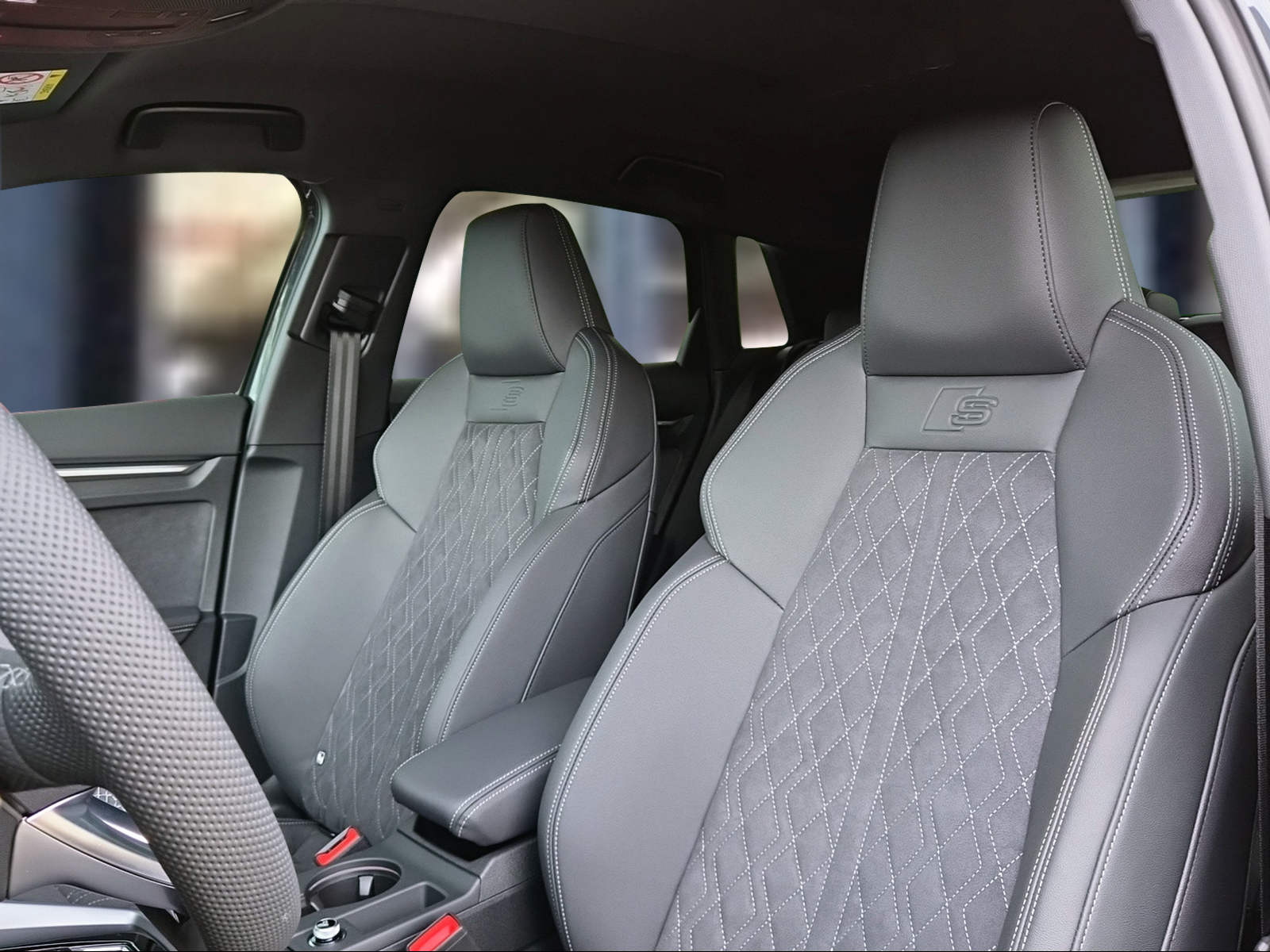 AUDI A3 allstreet TFSI 110 kW Attraction S tronic Manhattangrau Metallic-image-7