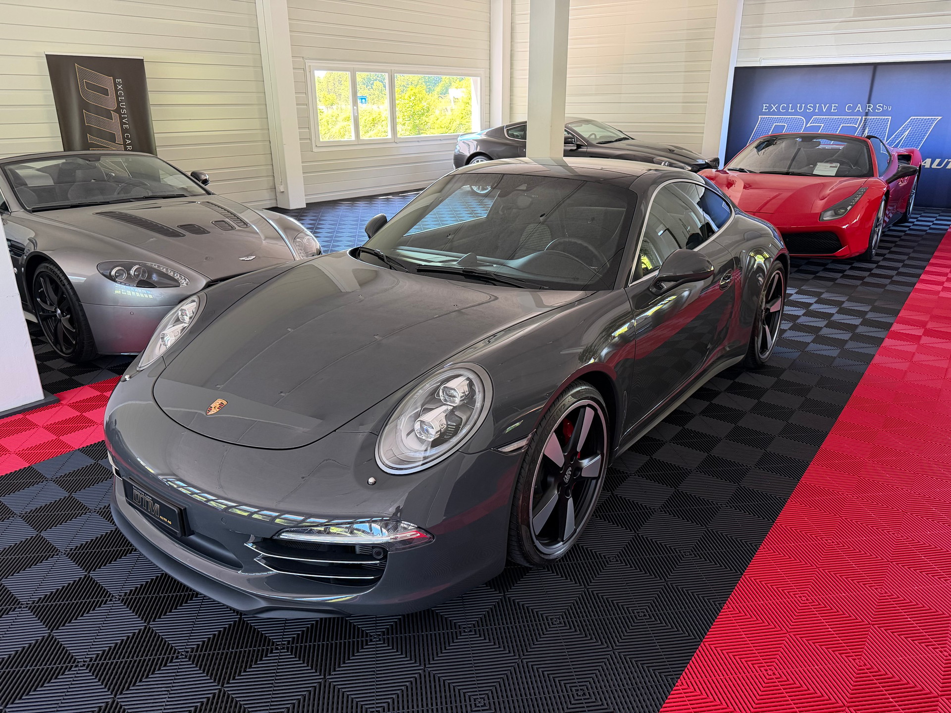 PORSCHE 911 Carrera S 50 Years