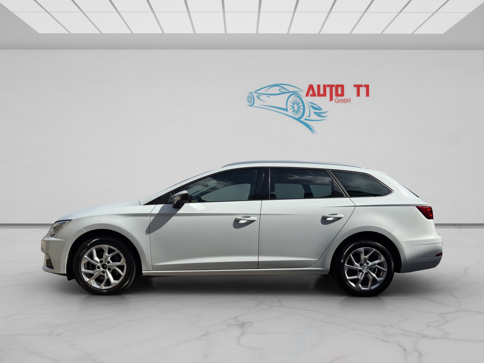 SEAT Leon ST 2.0 TDI SWISS FR 4D 4Drive DSG-image-2