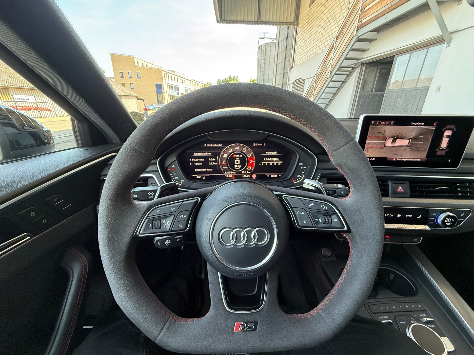 AUDI RS4 Avant 2.9 TFSI quattro tiptronic-image-10