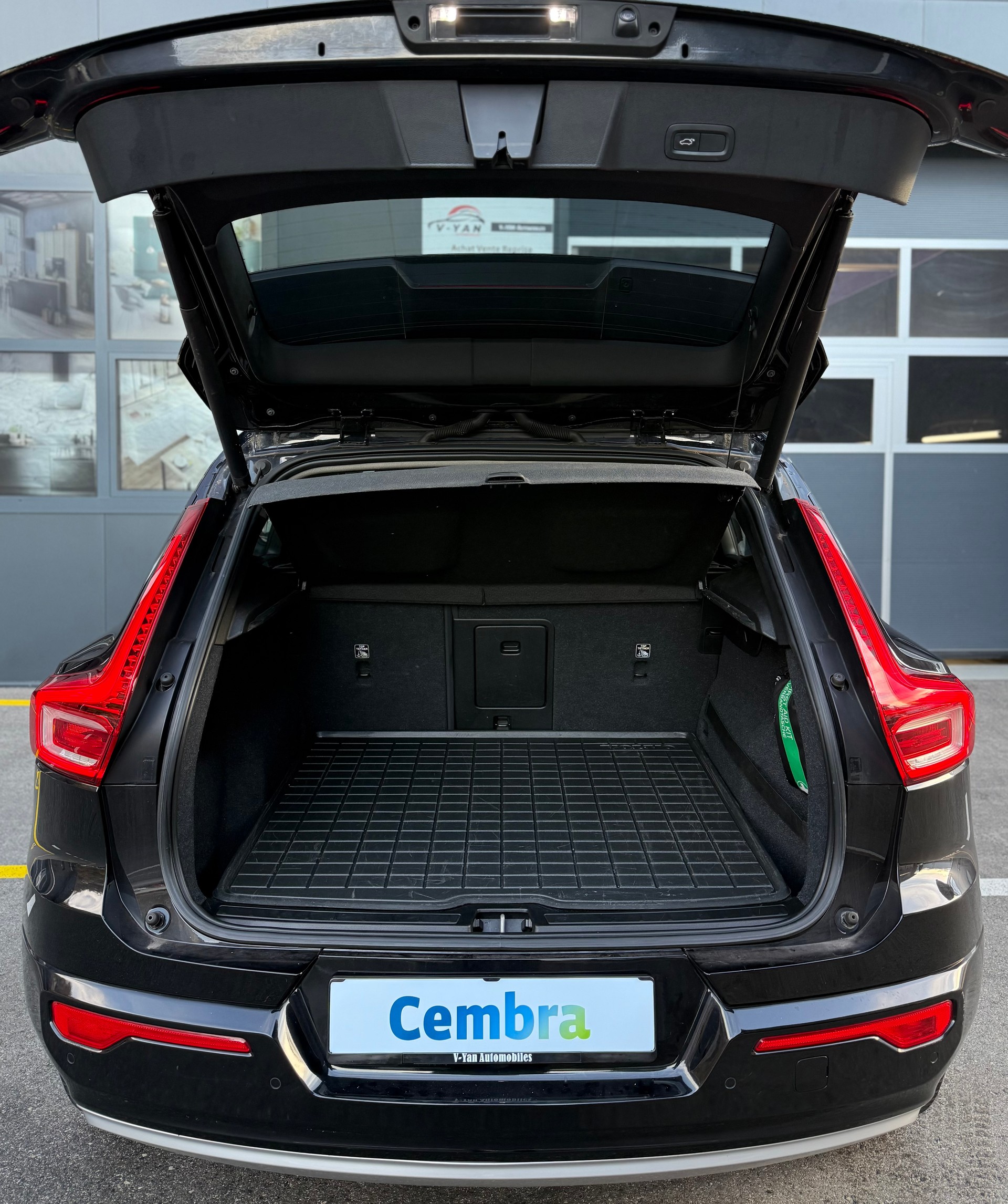 VOLVO XC40 T5 AWD Inscription Geartronic-image-7