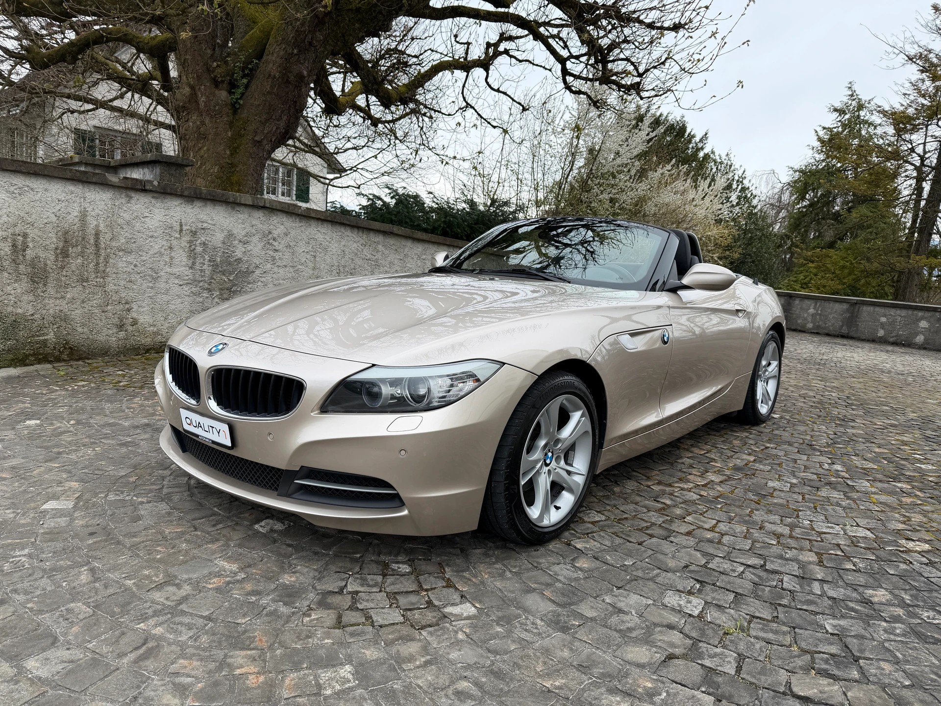 BMW Z4 sDrive23i / Frisch ab MFK / Fisch ab Service / Leder / Navi / Xenon / PDC / Bluetooth / Klima