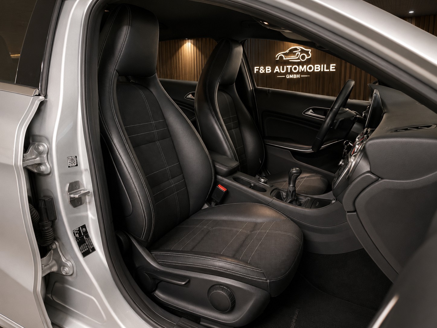 MERCEDES-BENZ A 200 CDI Night Star-image-12