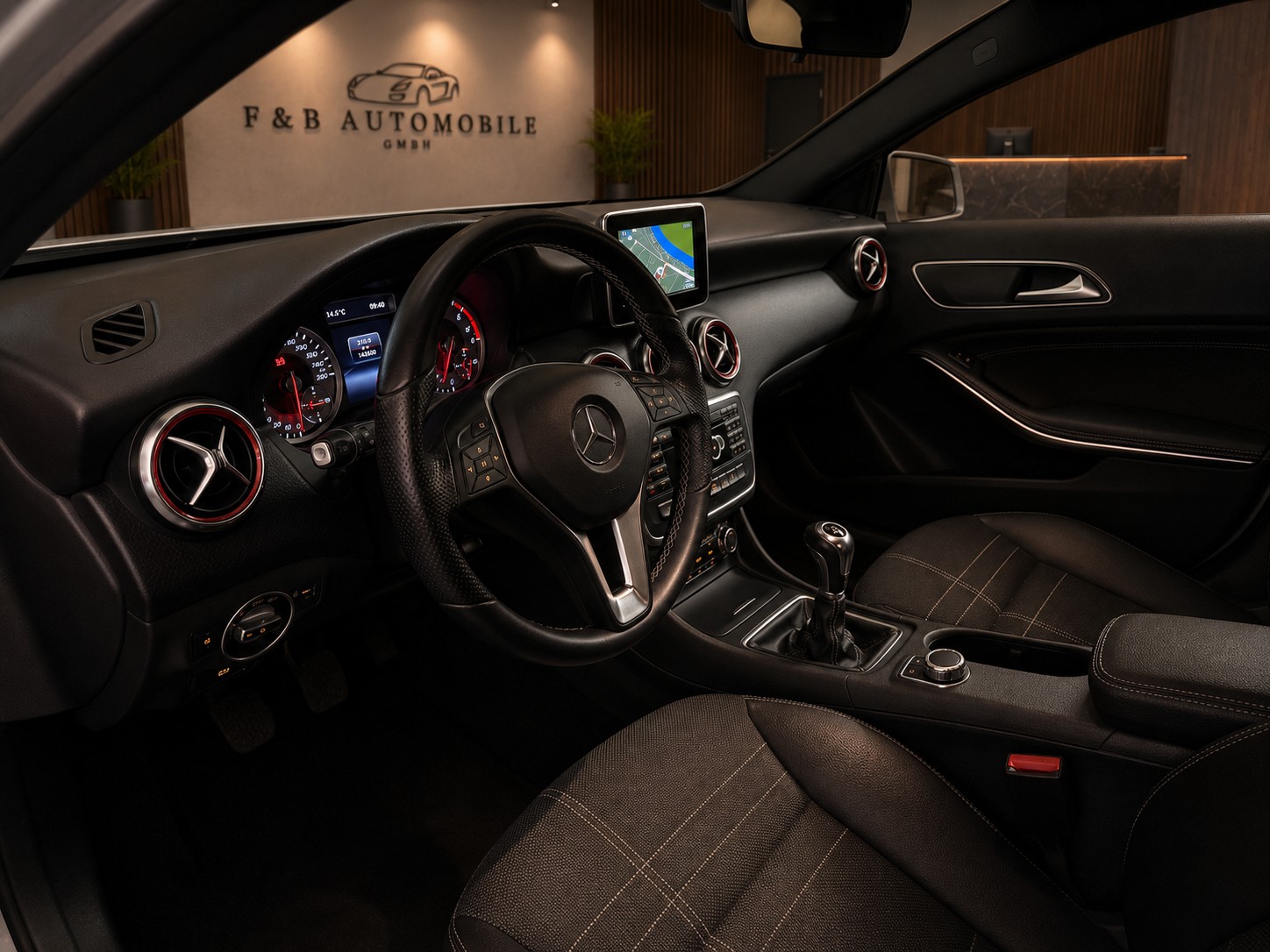 MERCEDES-BENZ A 200 CDI Night Star-image-9