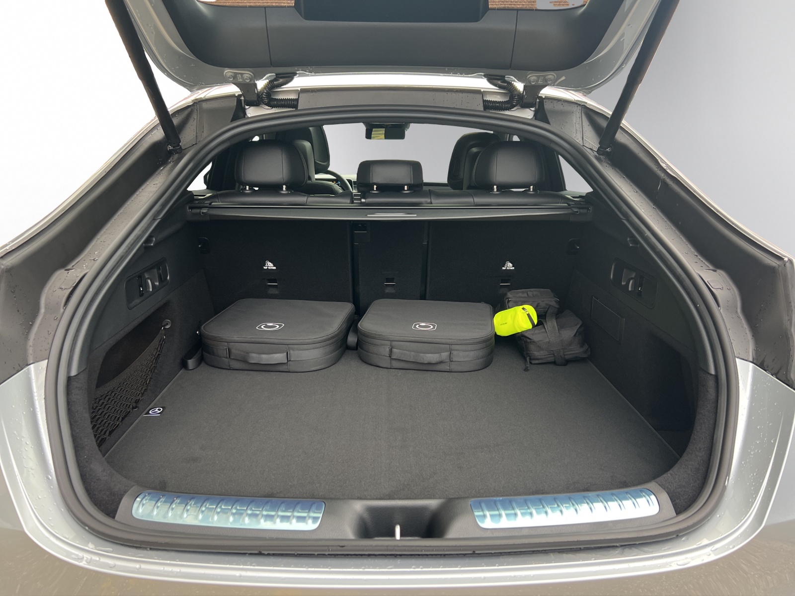 MERCEDES-BENZ GLC 300 e 4Matic EQ Star 9G-Tronic-image-5
