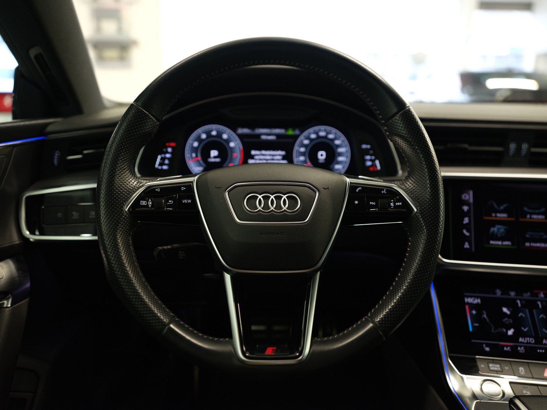 AUDI A7 Sportback 55 TFSI quattro S-tronic *360 Kamera* *Facelift* *S-Line*-image-17