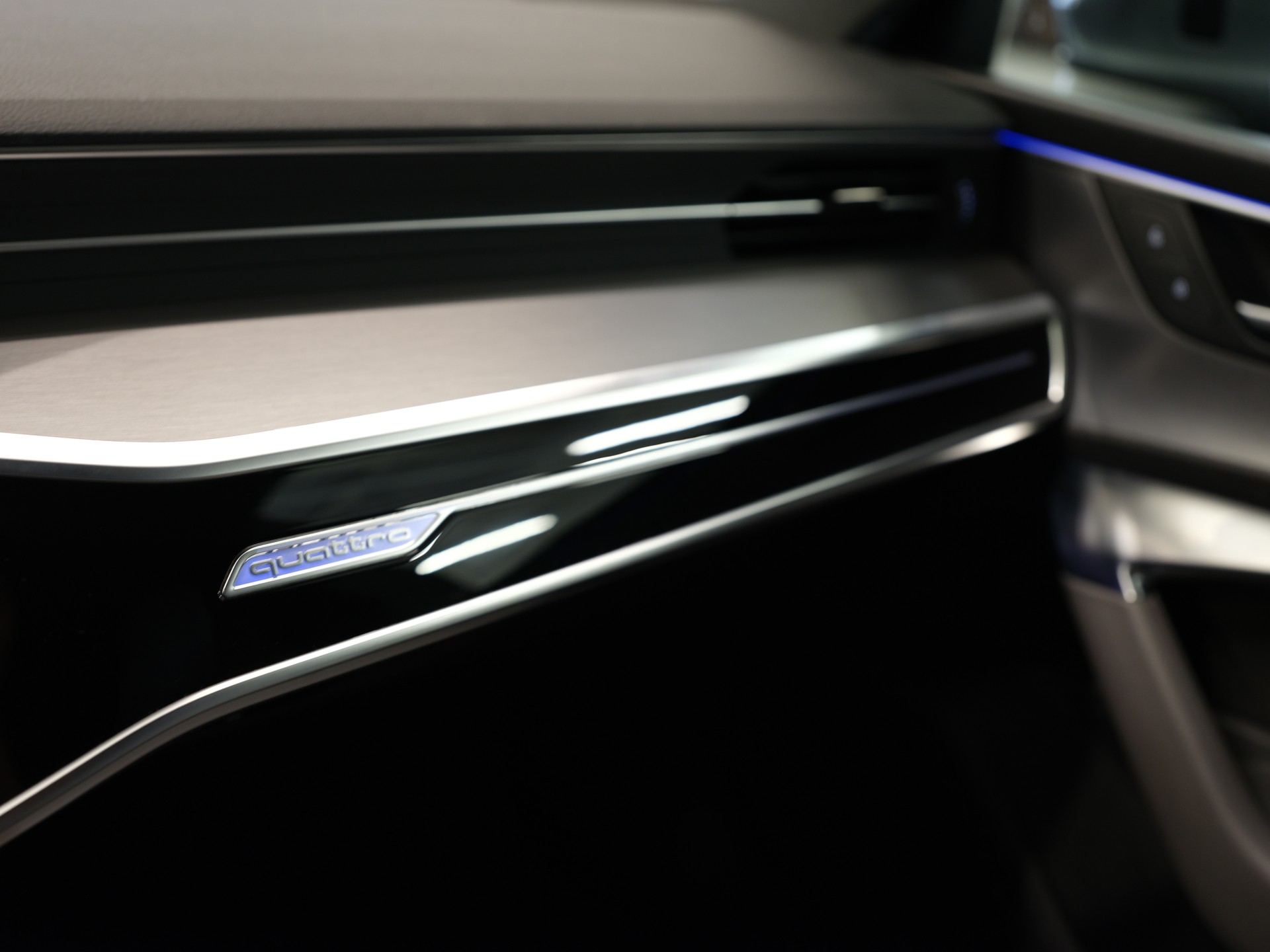 AUDI A7 Sportback 55 TFSI quattro S-tronic *360 Kamera* *Facelift* *S-Line*-image-24