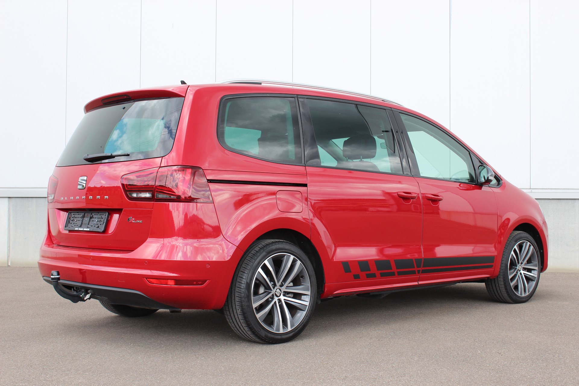 SEAT Alhambra 1.4 TSI SWISS FR-image-3