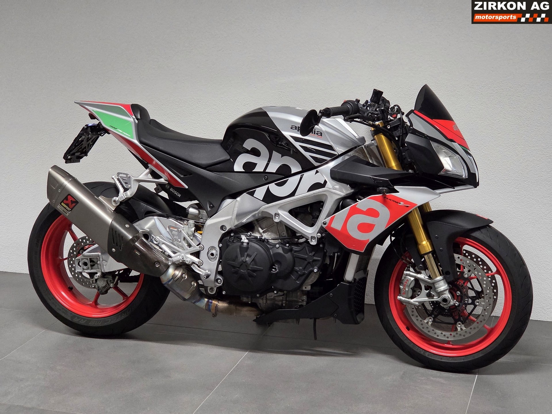 APRILIA Tuono V4 1100 Factory-image-1
