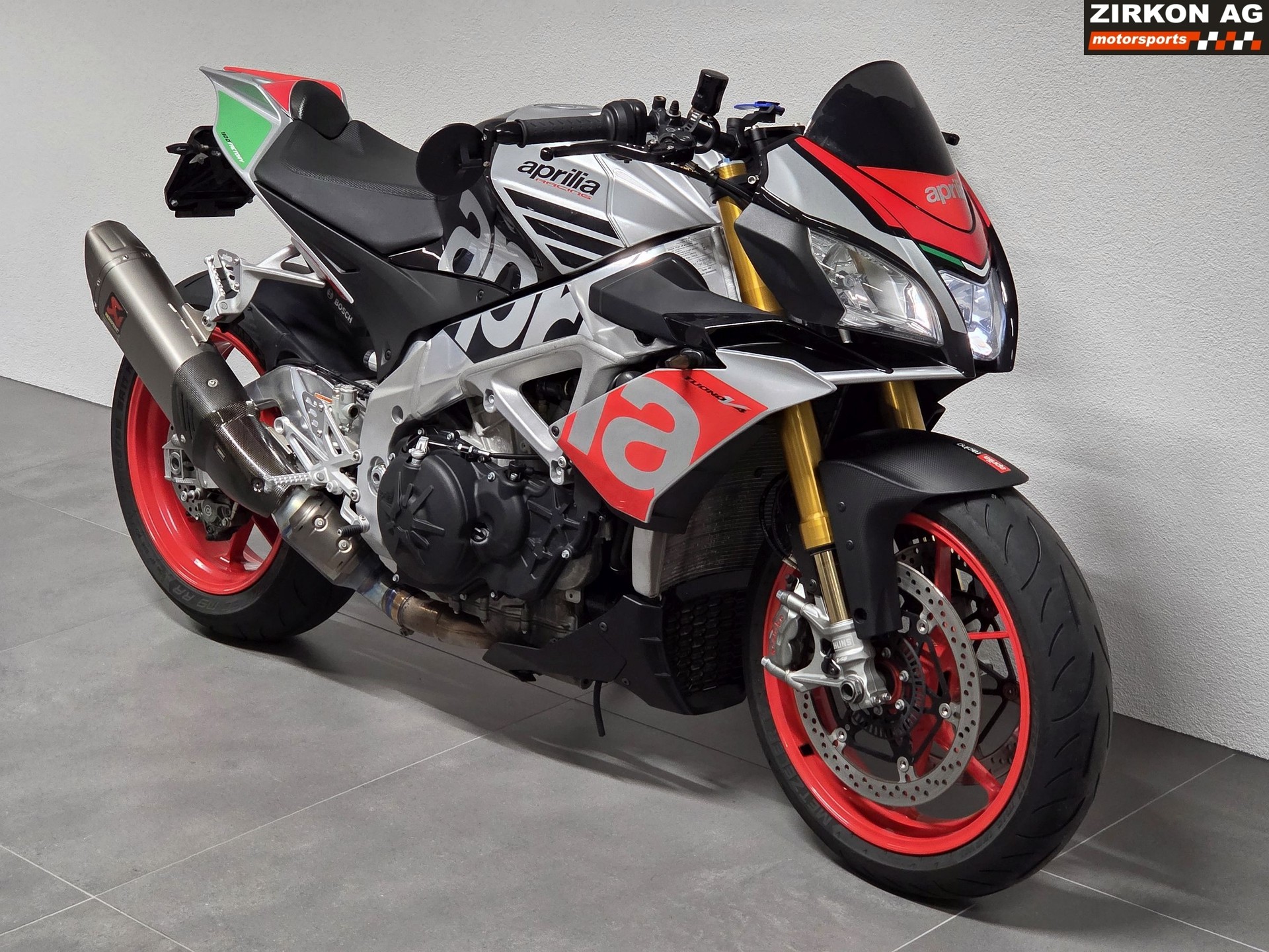 APRILIA Tuono V4 1100 Factory-image-3