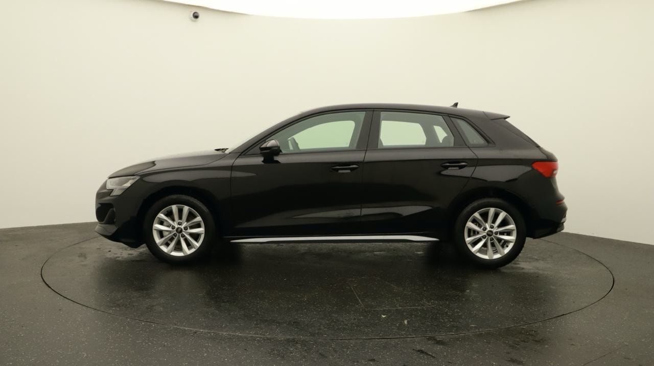 AUDI A3 Sportback TFSI 110 kW advanced S tronic-showroom-element-1
