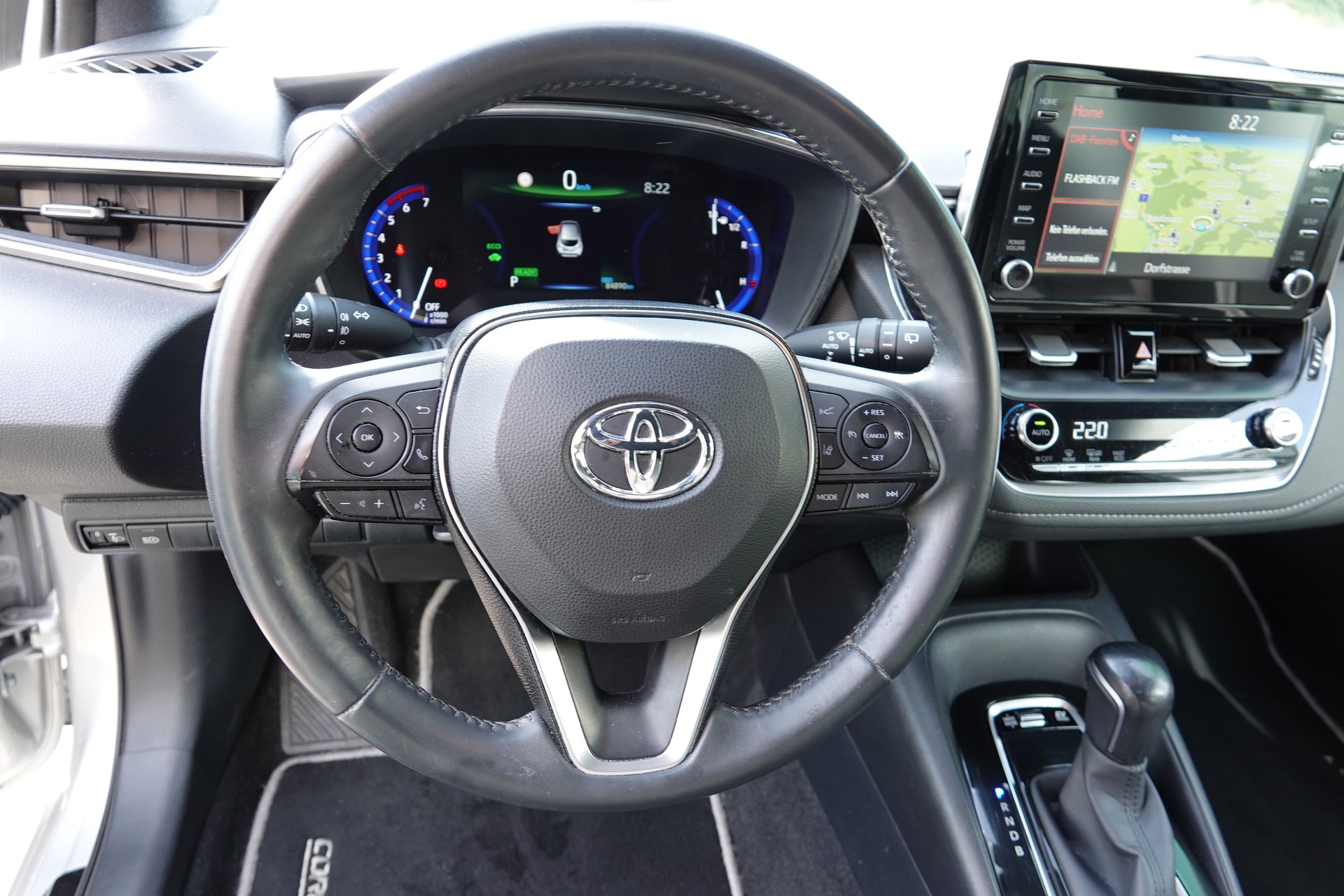 TOYOTA Corolla 1.8 HSD Comfort-image-11