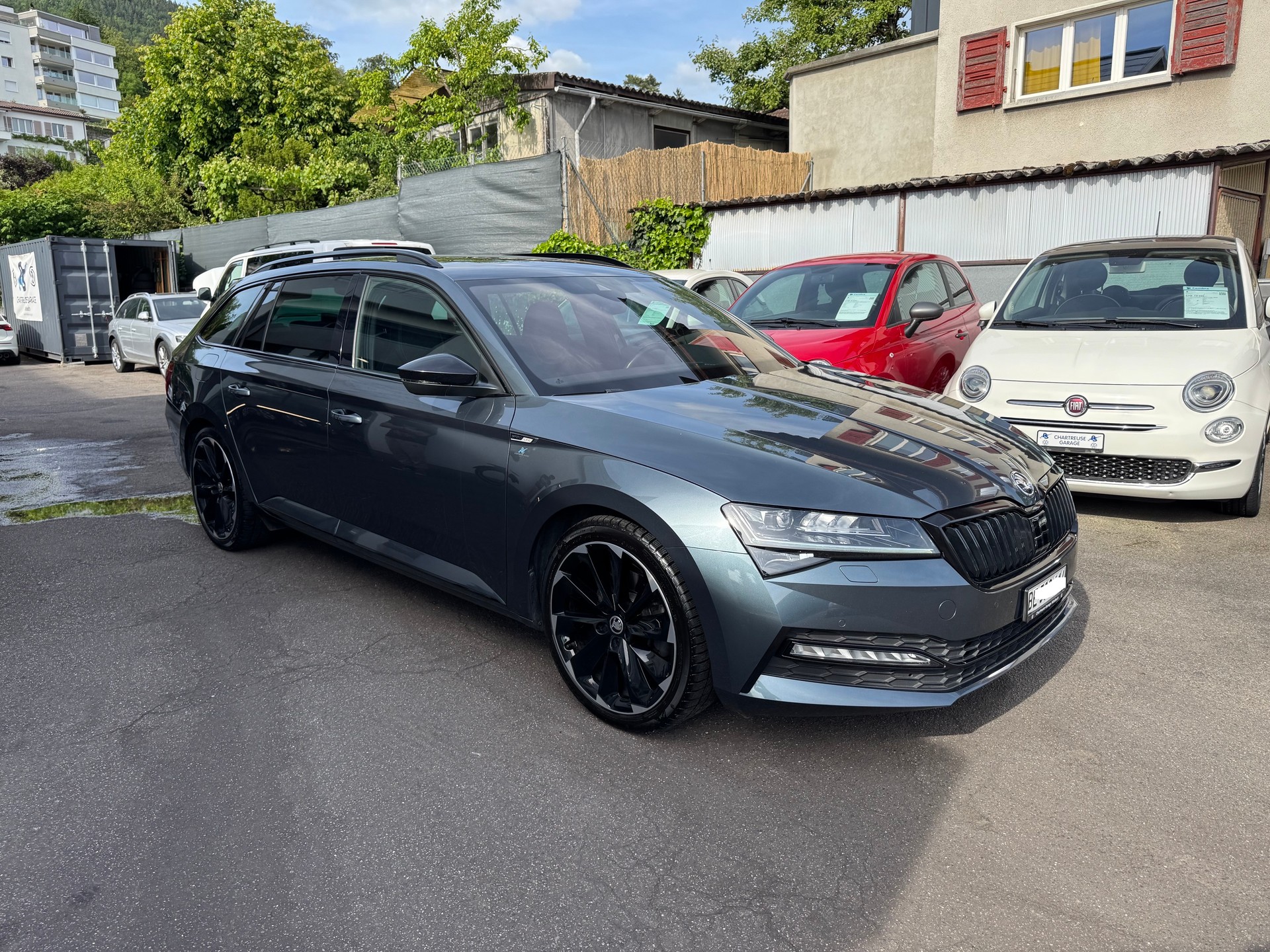 SKODA Superb Combi 2.0 TDi SportLine DSG-showroom-element-2