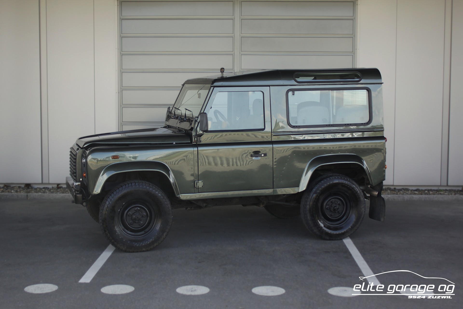 LAND ROVER Defender 90 SW 2.5 Td5