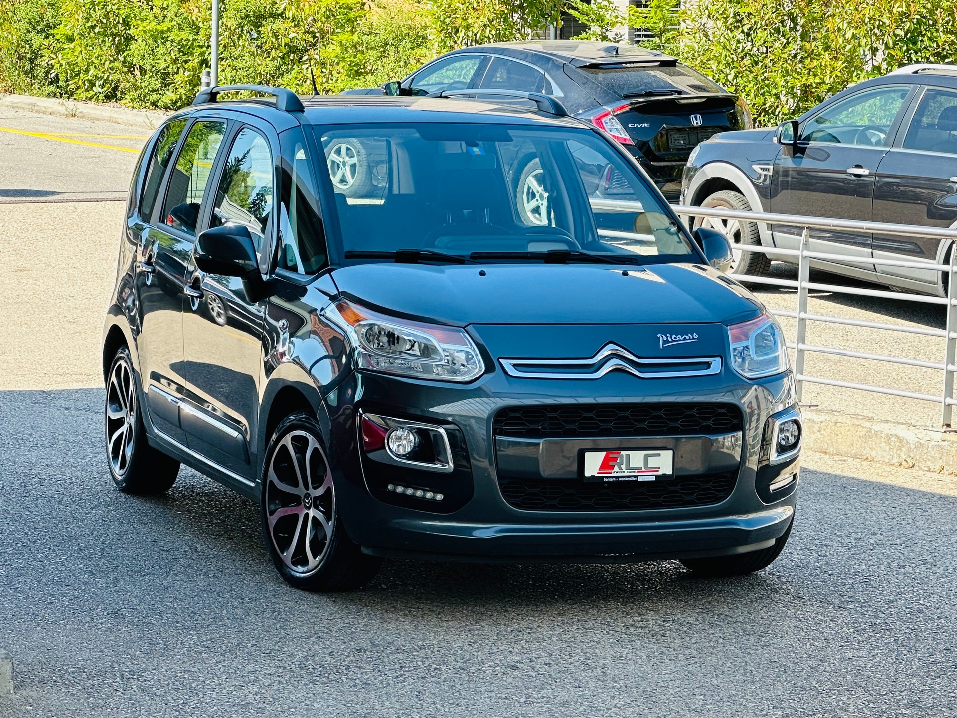 CITROEN C3 Picasso 1.2 Pure Tech Sélection-showroom-element-2