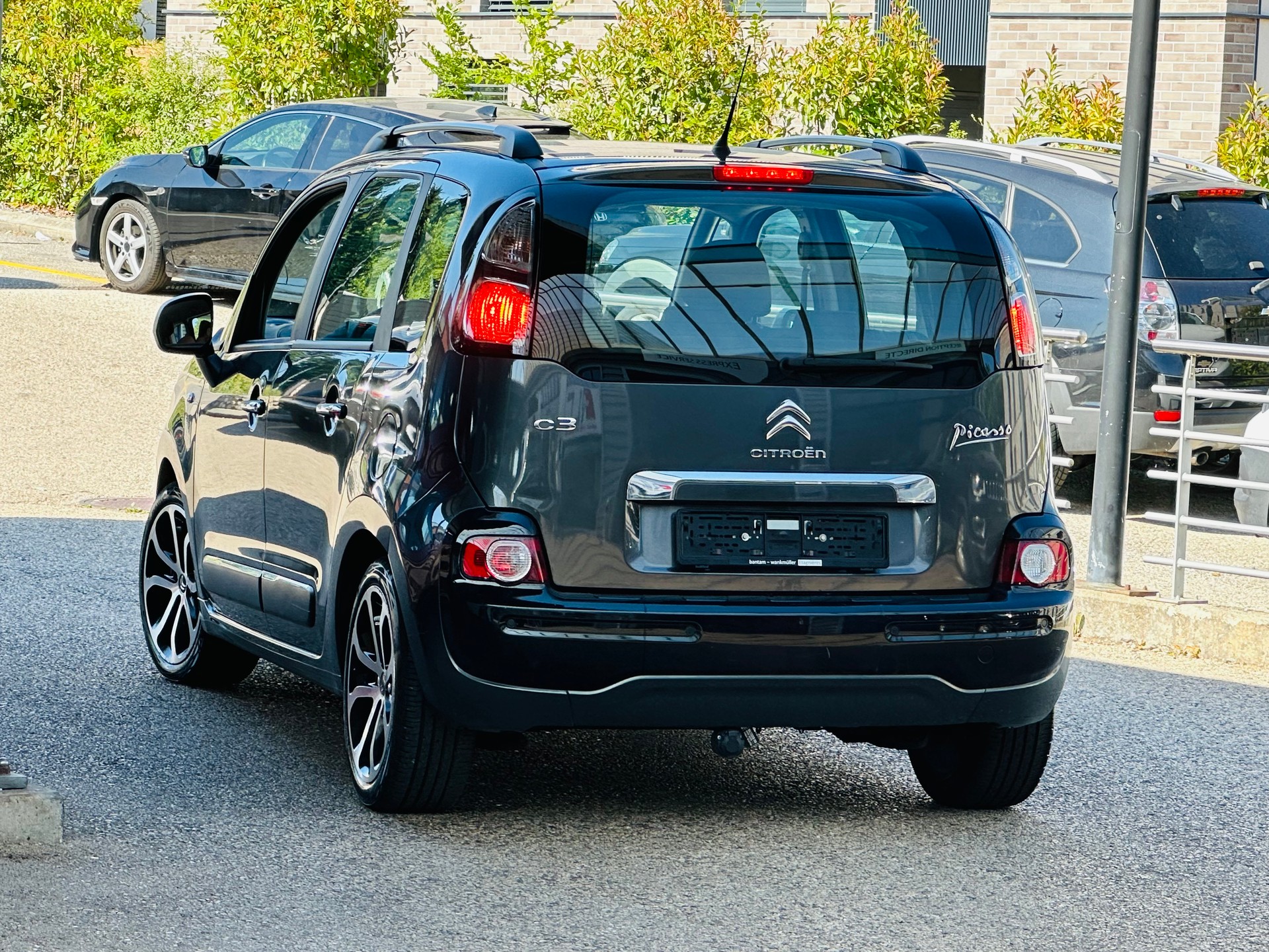 CITROEN C3 Picasso 1.2 Pure Tech Sélection-image-8