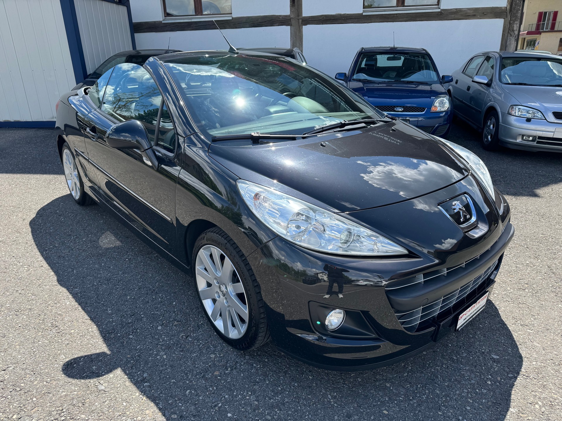 PEUGEOT 207 CC 1.6 16V Turbo Allure-image-4