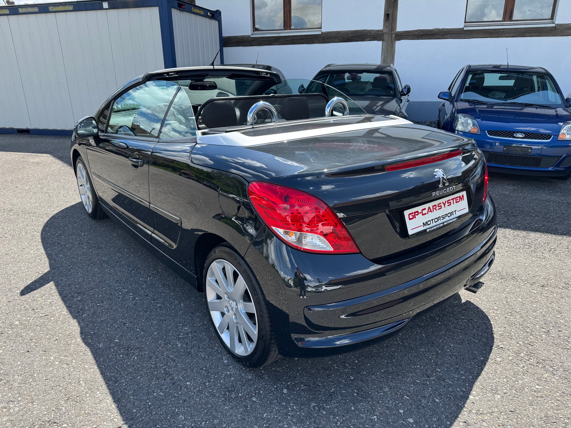 PEUGEOT 207 CC 1.6 16V Turbo Allure-image-6