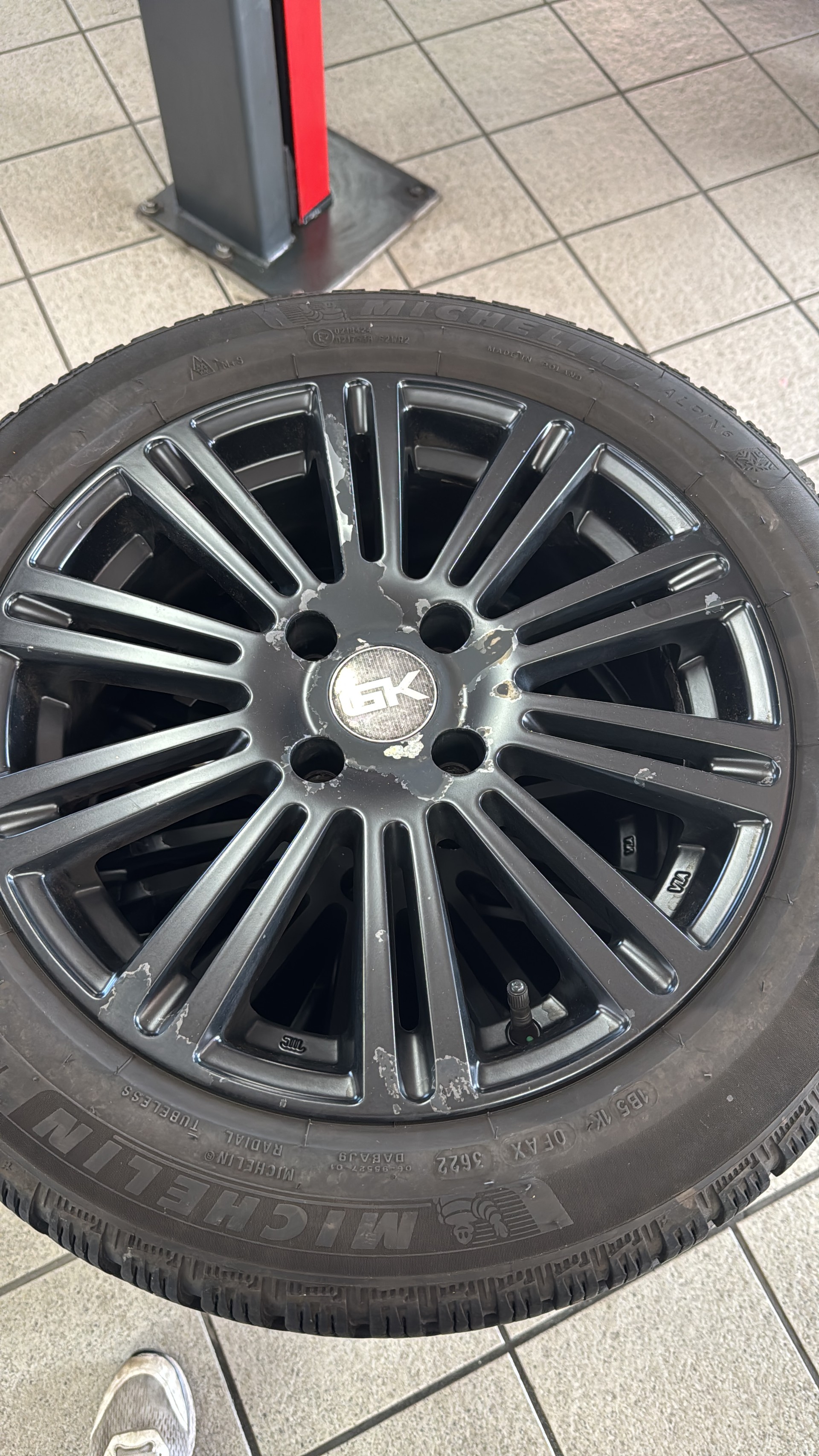 PEUGEOT 207 CC 1.6 16V Turbo Allure-image-12